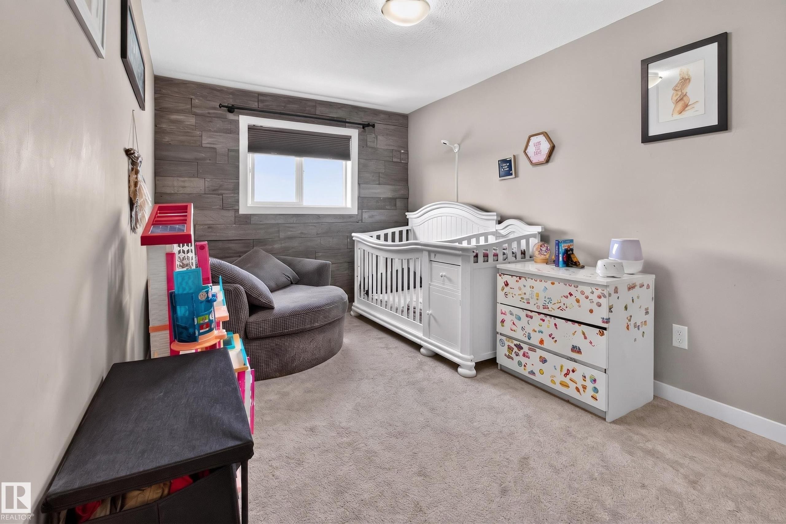 3520 9 Street Nw, Edmonton, AB - Indoor Photo Showing Bedroom
