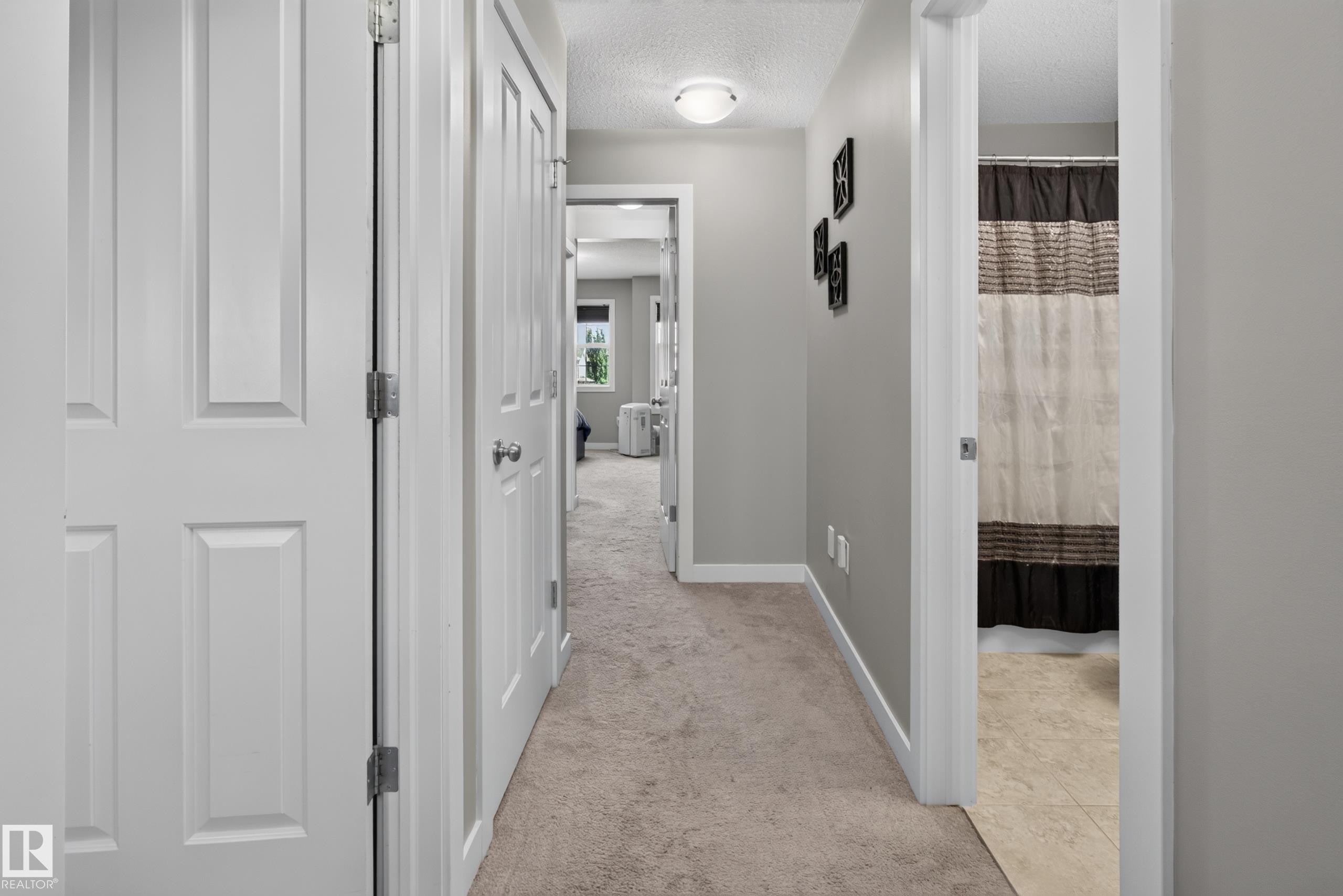 3520 9 Street Nw, Edmonton, AB - Indoor Photo Showing Other Room