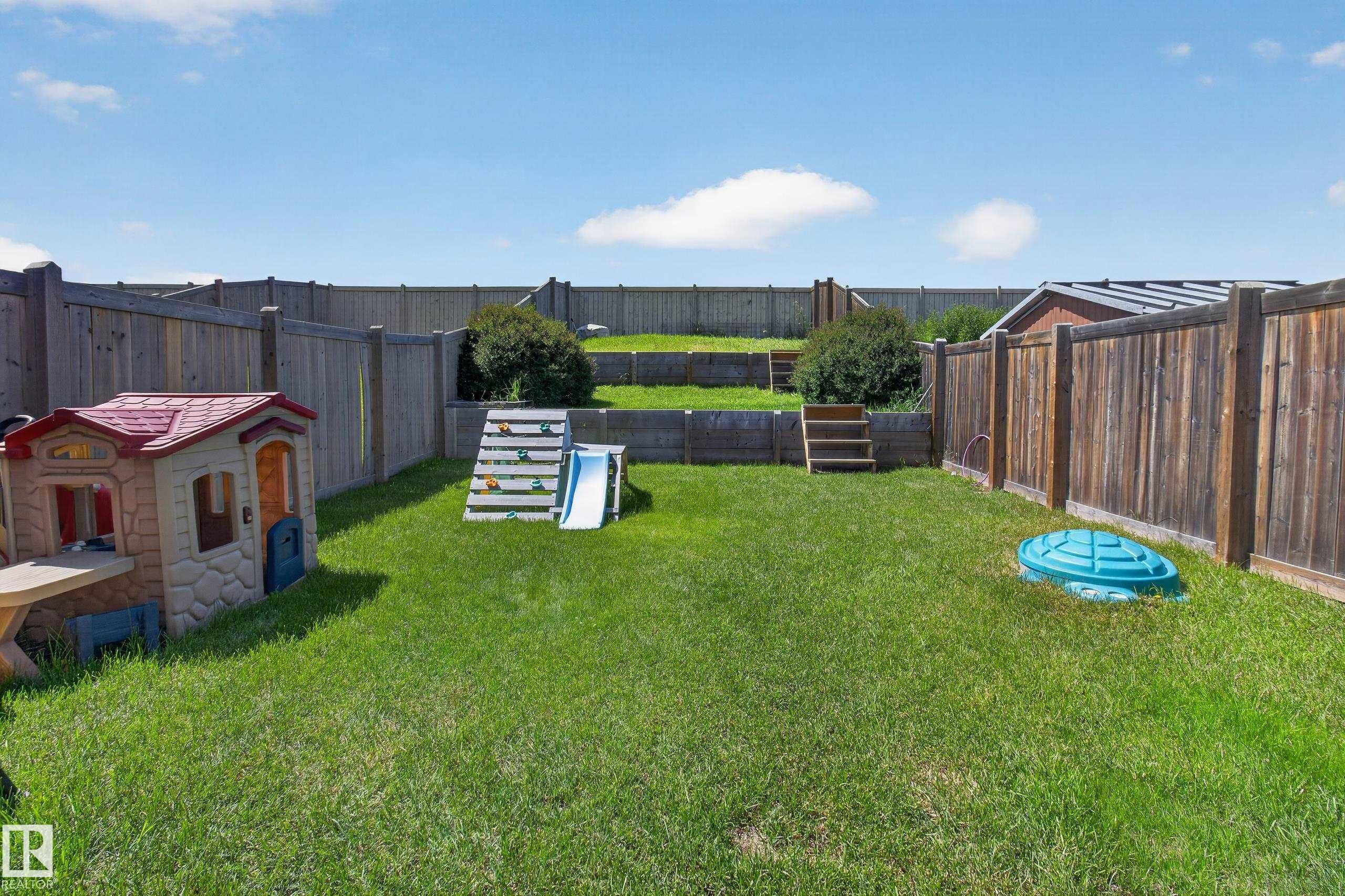 3520 9 Street Nw, Edmonton, AB - Outdoor