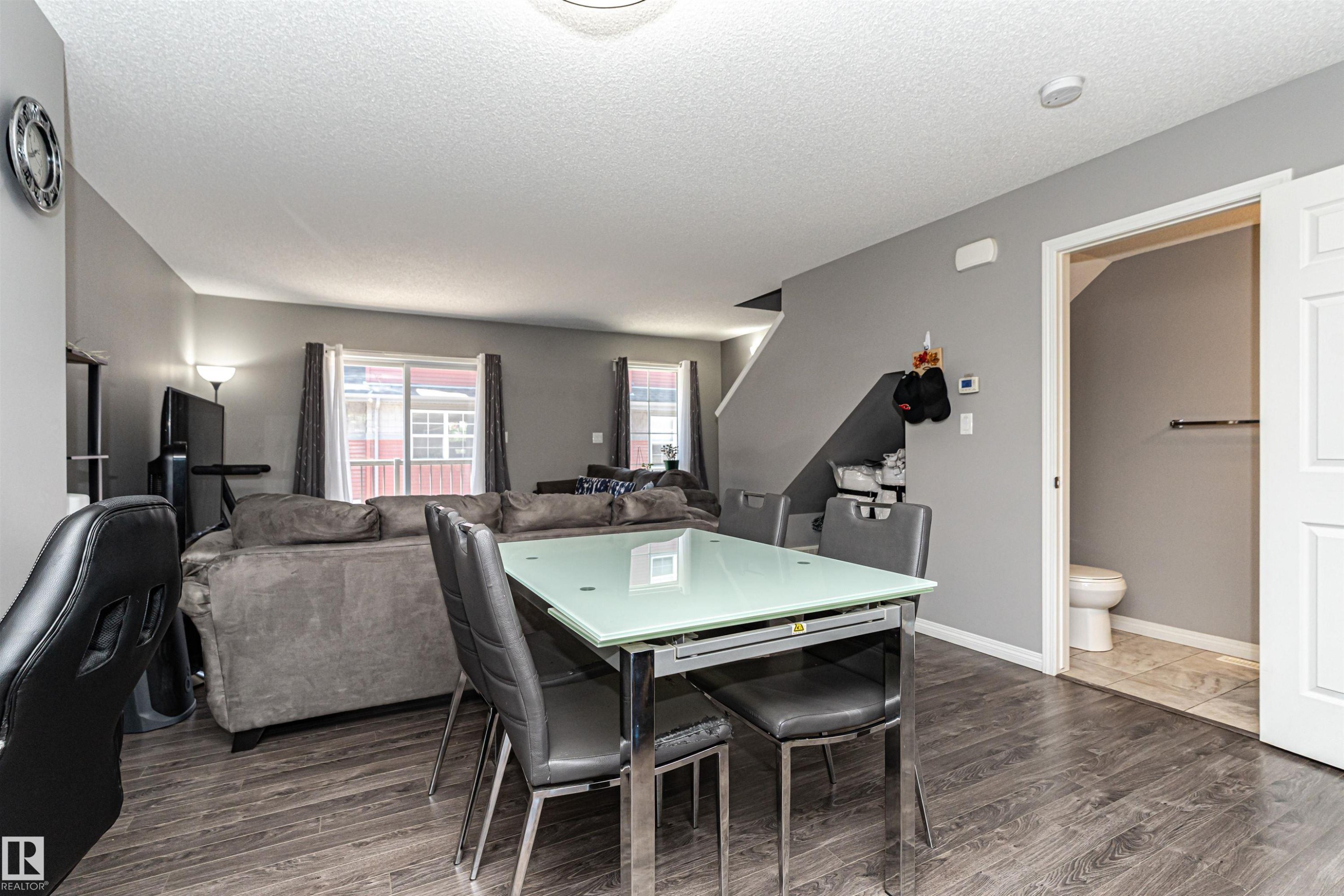 #22 4029 Orchards Dr Sw, Edmonton, AB - Indoor Photo Showing Dining Room