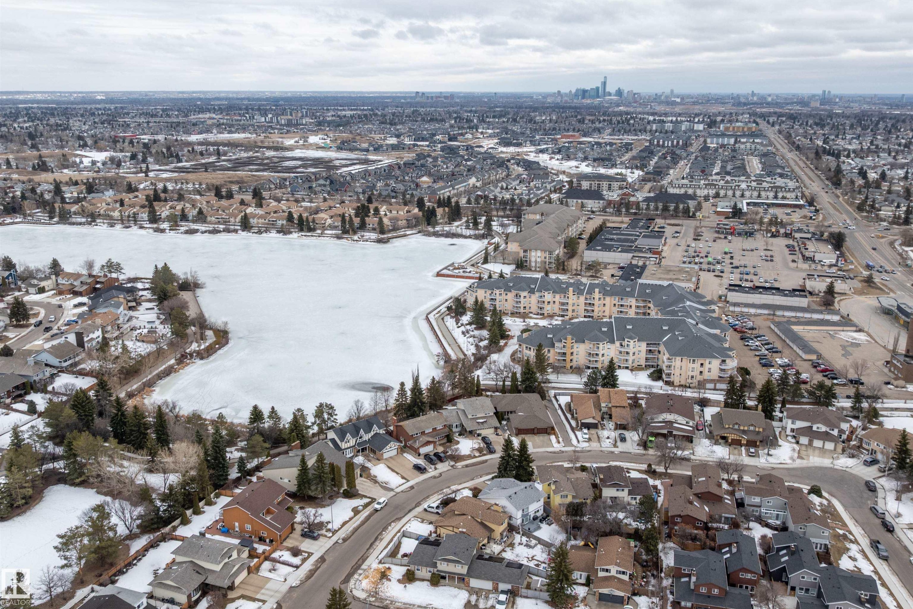 #124 15499 Castle Downs Rd Nw, Edmonton, AB - Outdoor With View
