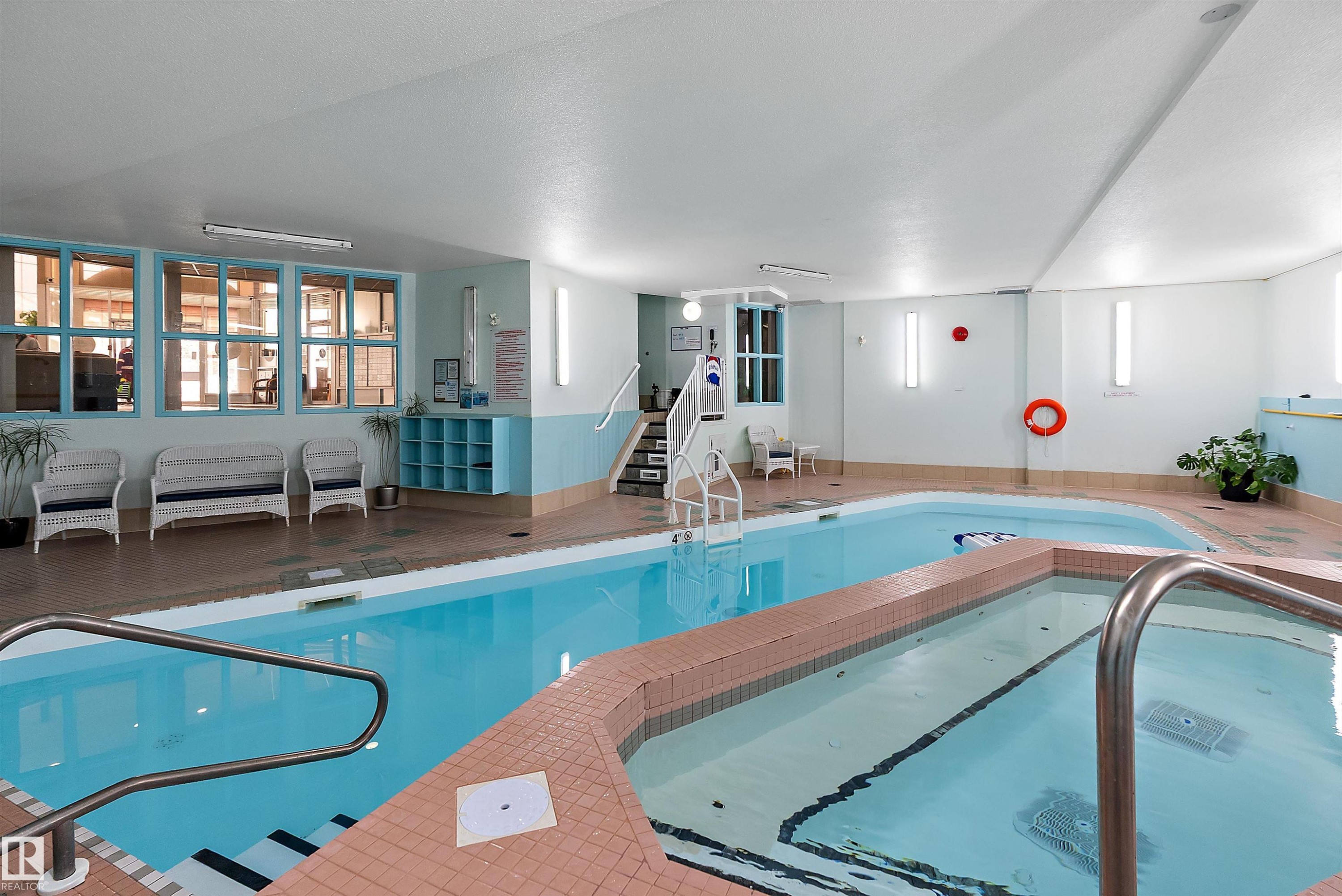 #124 15499 Castle Downs Rd Nw, Edmonton, AB - Indoor Photo Showing Other Room With In Ground Pool