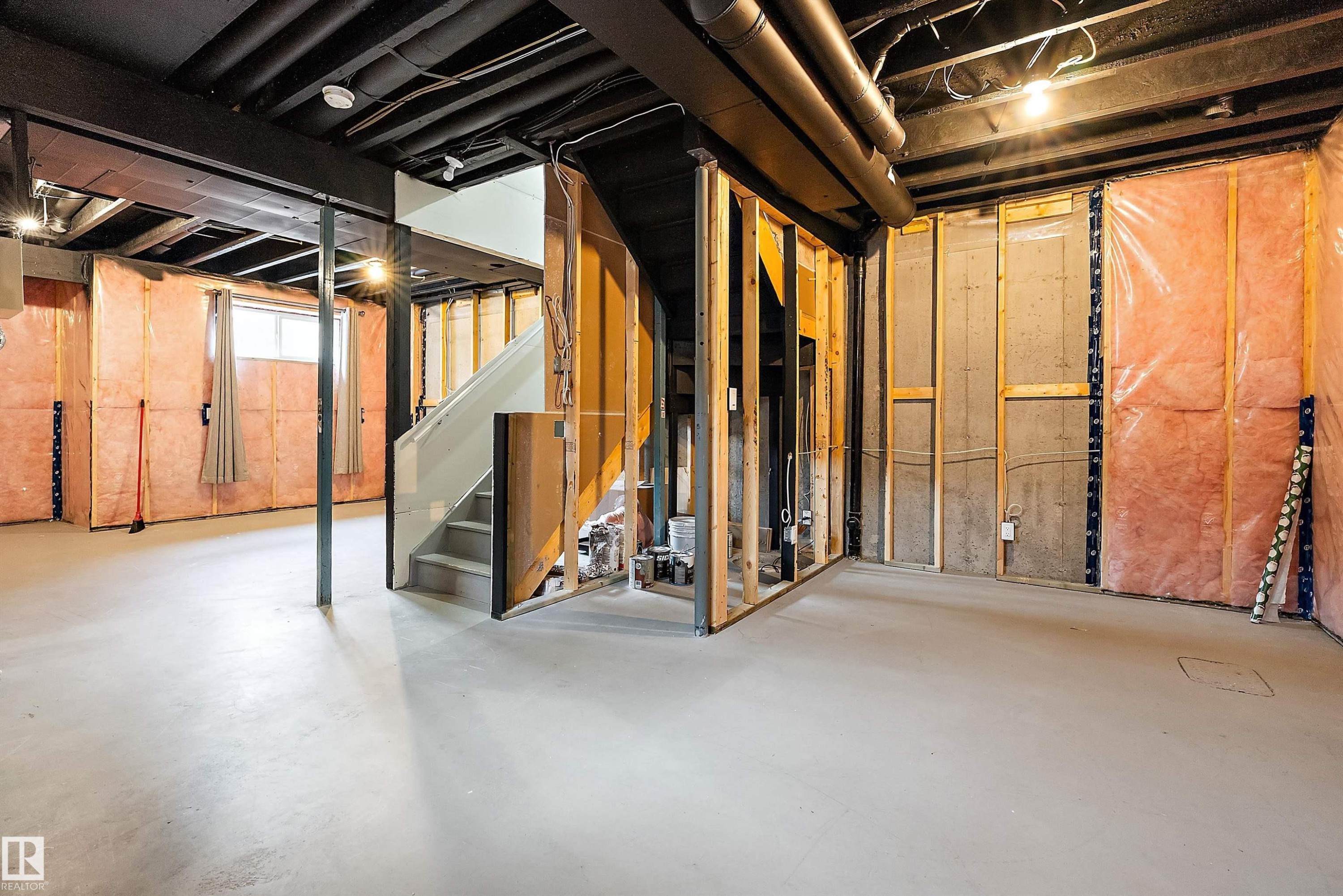 28 Rolston Close, Leduc, AB - Indoor Photo Showing Basement