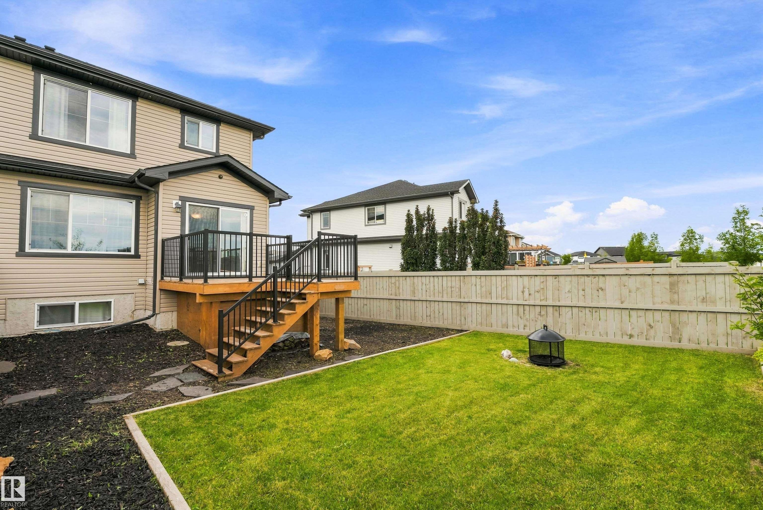28 Rolston Close, Leduc, AB - Outdoor With Deck Patio Veranda