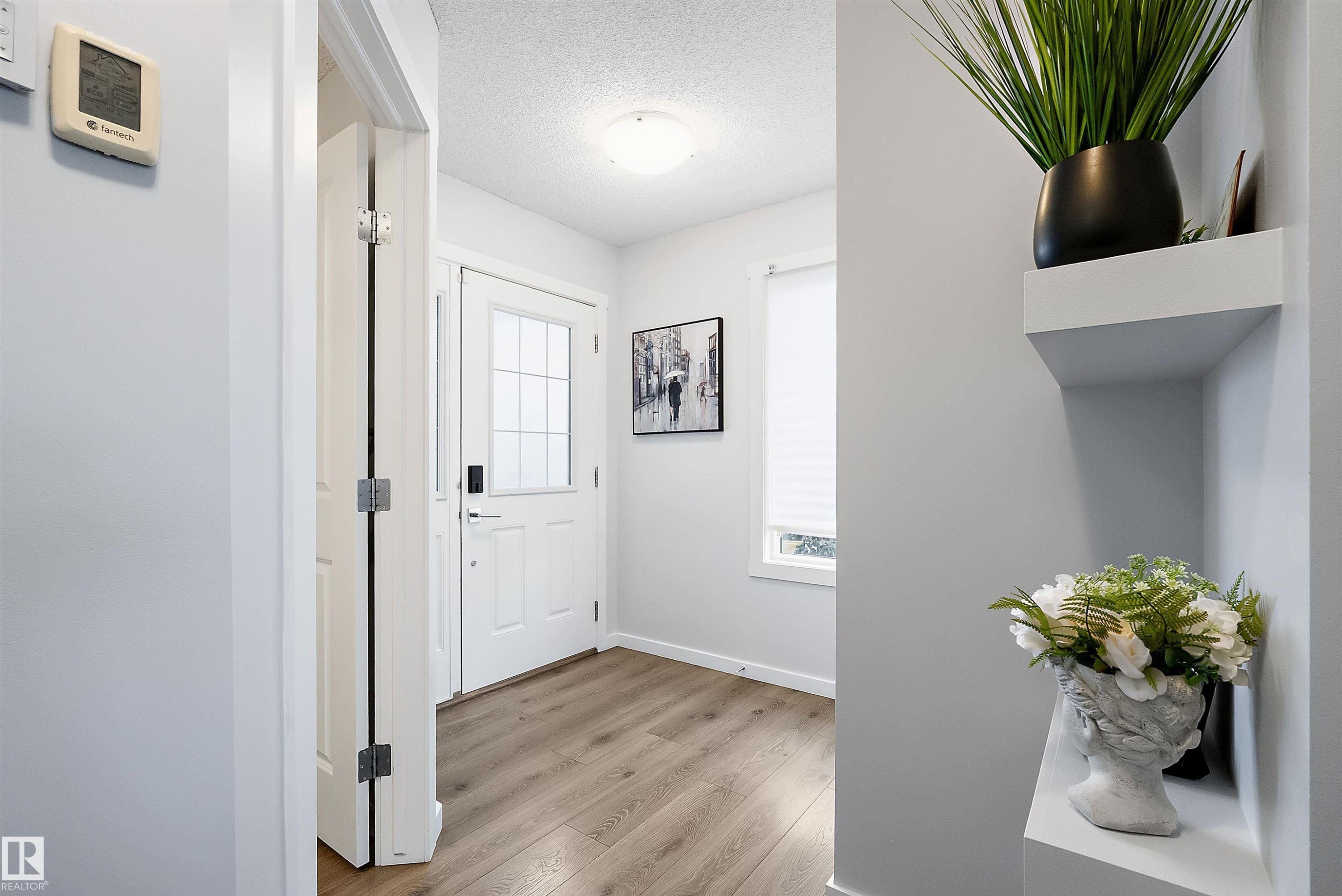 28 Rolston Close, Leduc, AB - Indoor Photo Showing Other Room