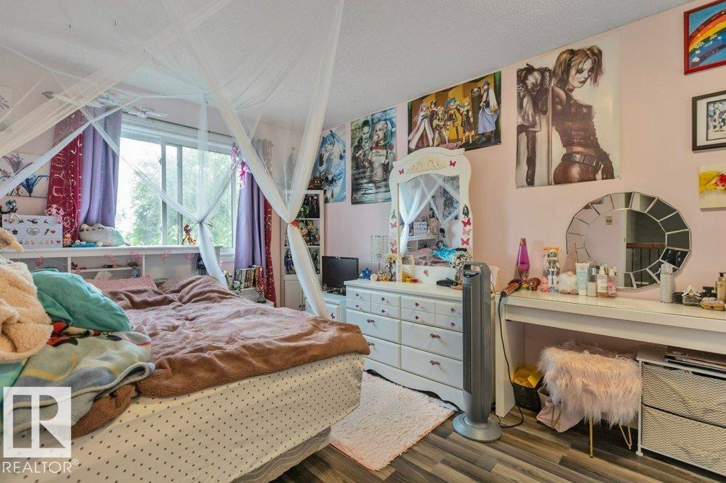 6010 173 Street Nw, Edmonton, AB - Indoor Photo Showing Bedroom