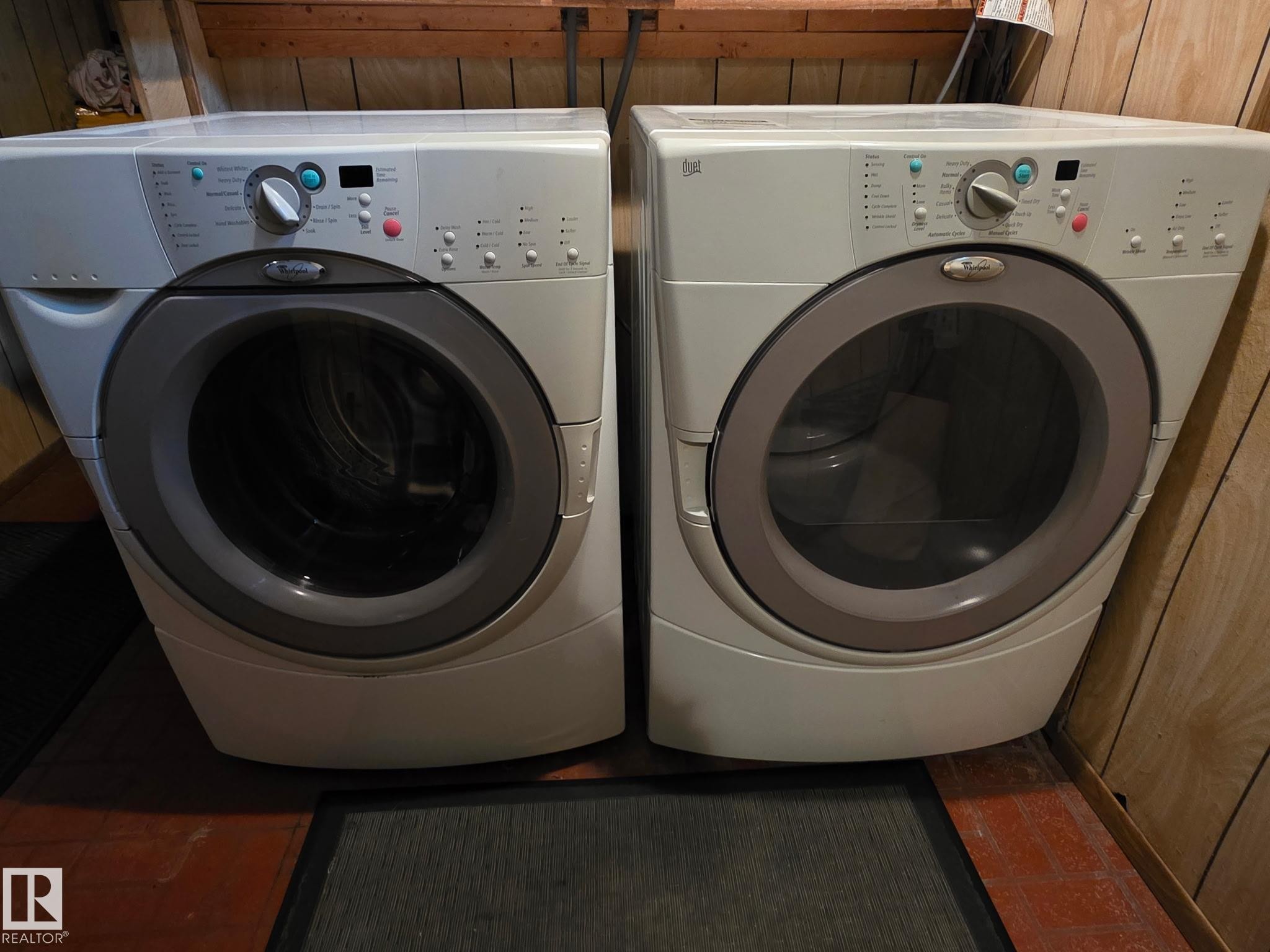 6010 173 Street Nw, Edmonton, AB - Indoor Photo Showing Laundry Room