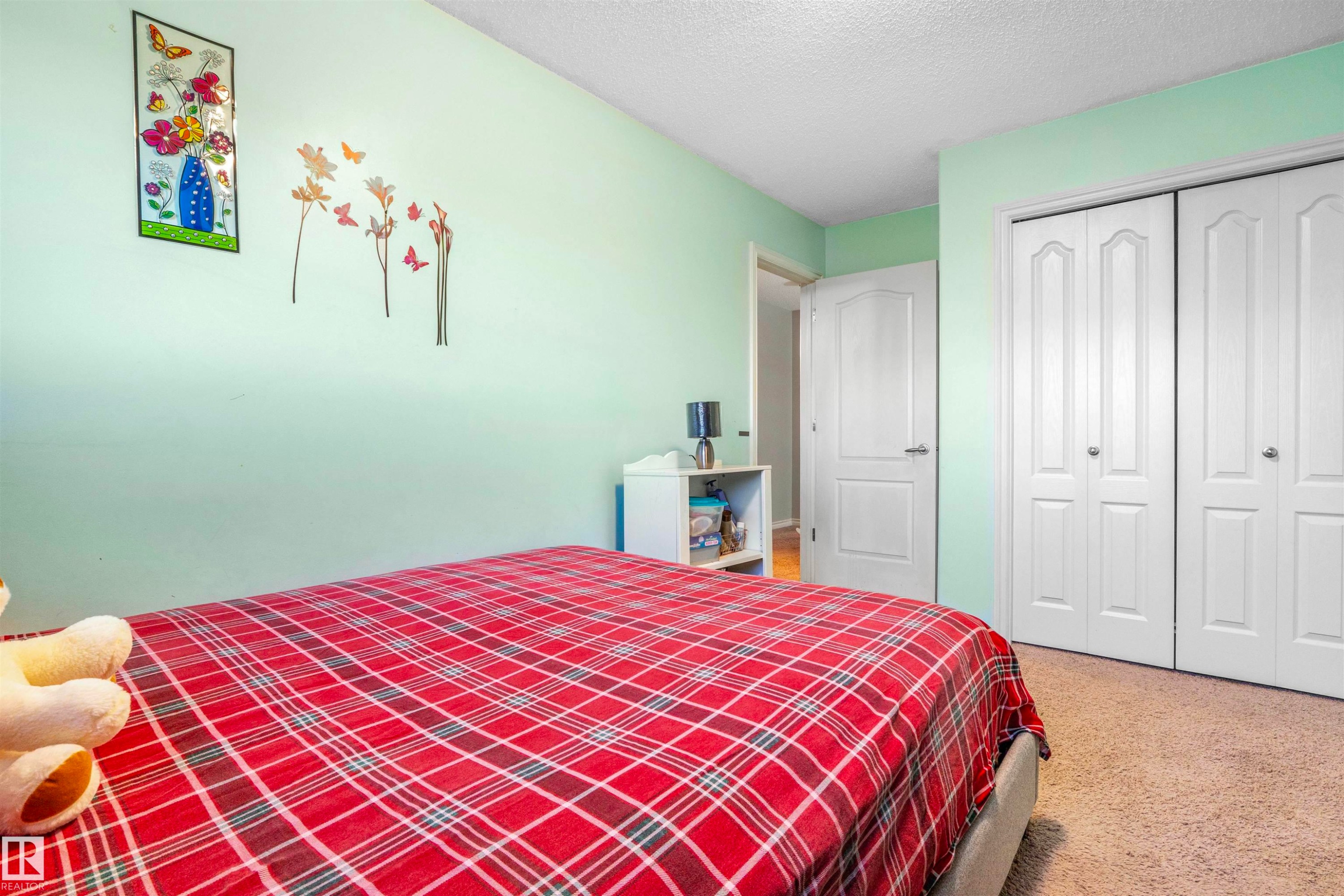 2627 29 Street Nw, Edmonton, AB - Indoor Photo Showing Bedroom