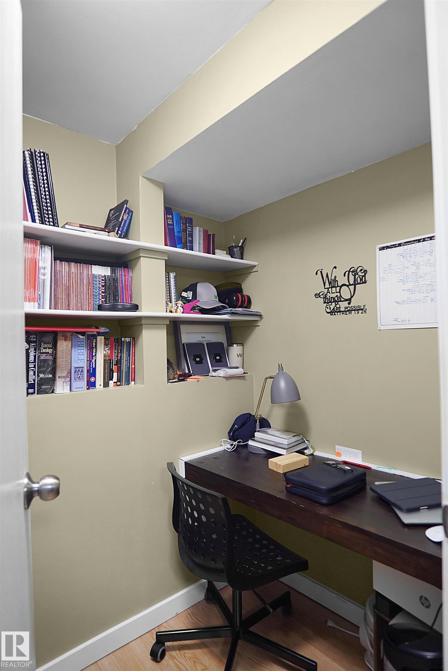 18322 71A Avenue Nw, Edmonton, AB - Indoor Photo Showing Office
