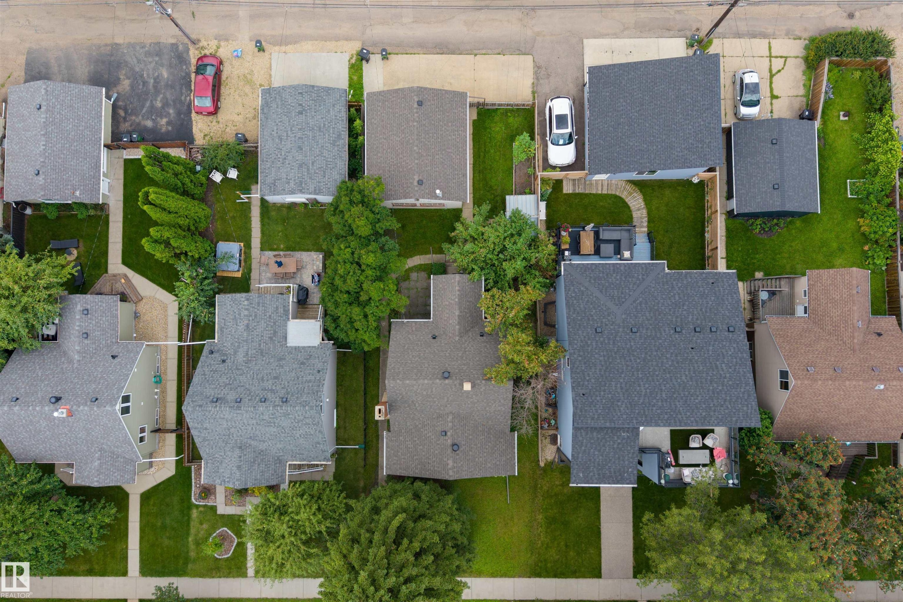 Additional content - 9026 92 Street Nw, Edmonton, AB - Outdoor With View