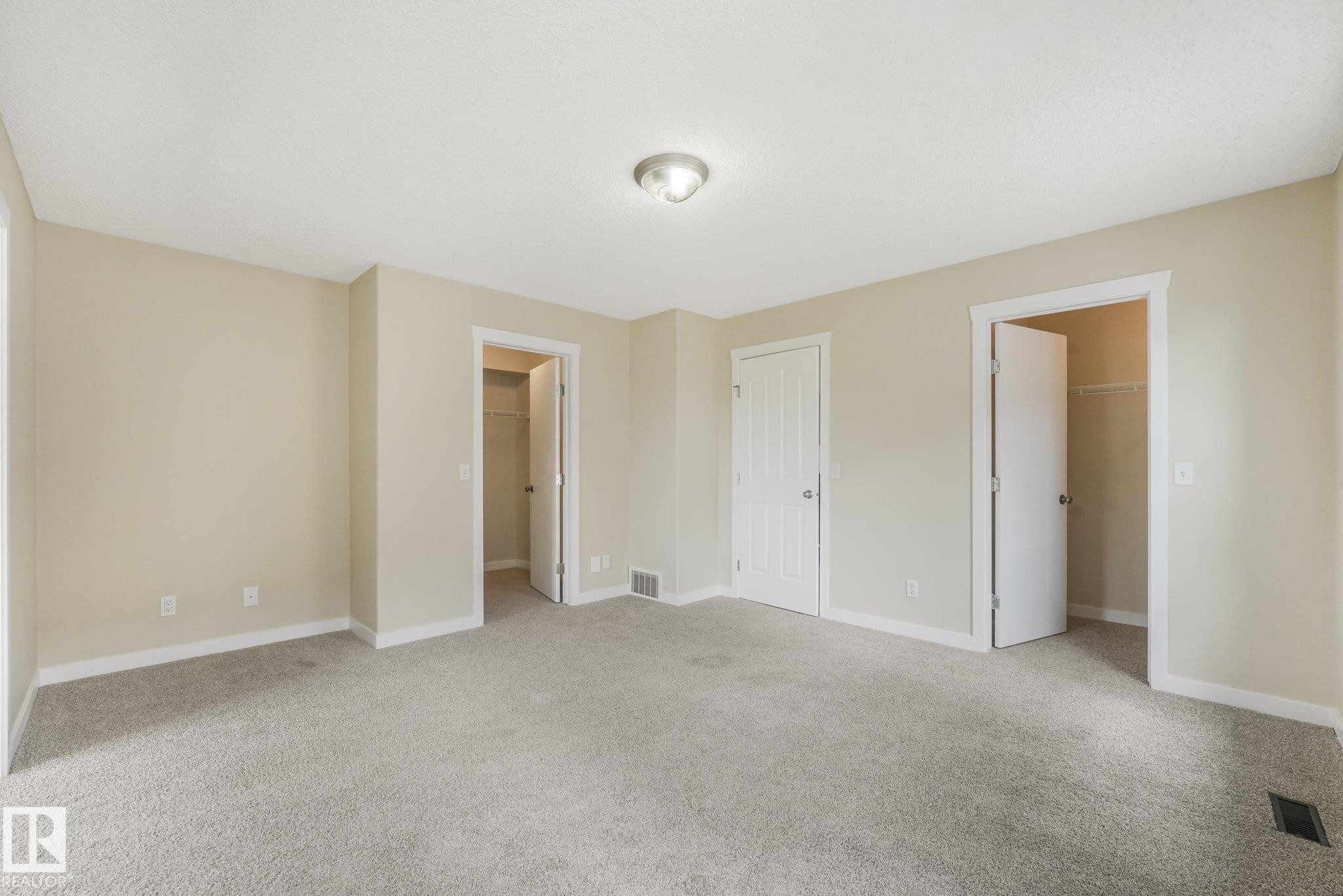 16523 89 Street Nw, Edmonton, AB - Indoor Photo Showing Other Room