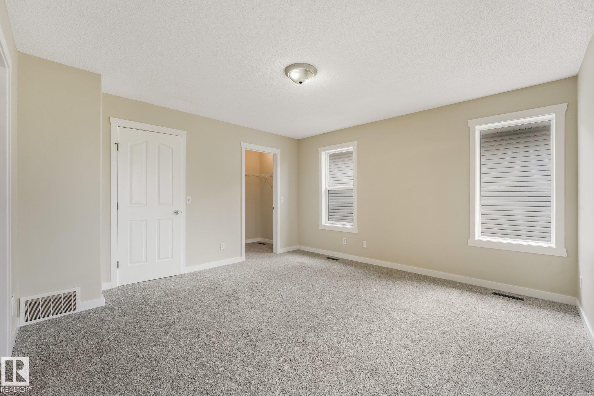 16523 89 Street Nw, Edmonton, AB - Indoor Photo Showing Other Room