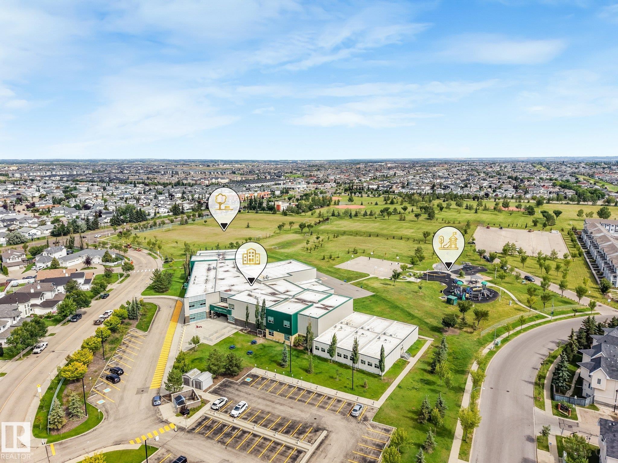 16523 89 Street Nw, Edmonton, AB - Outdoor With View