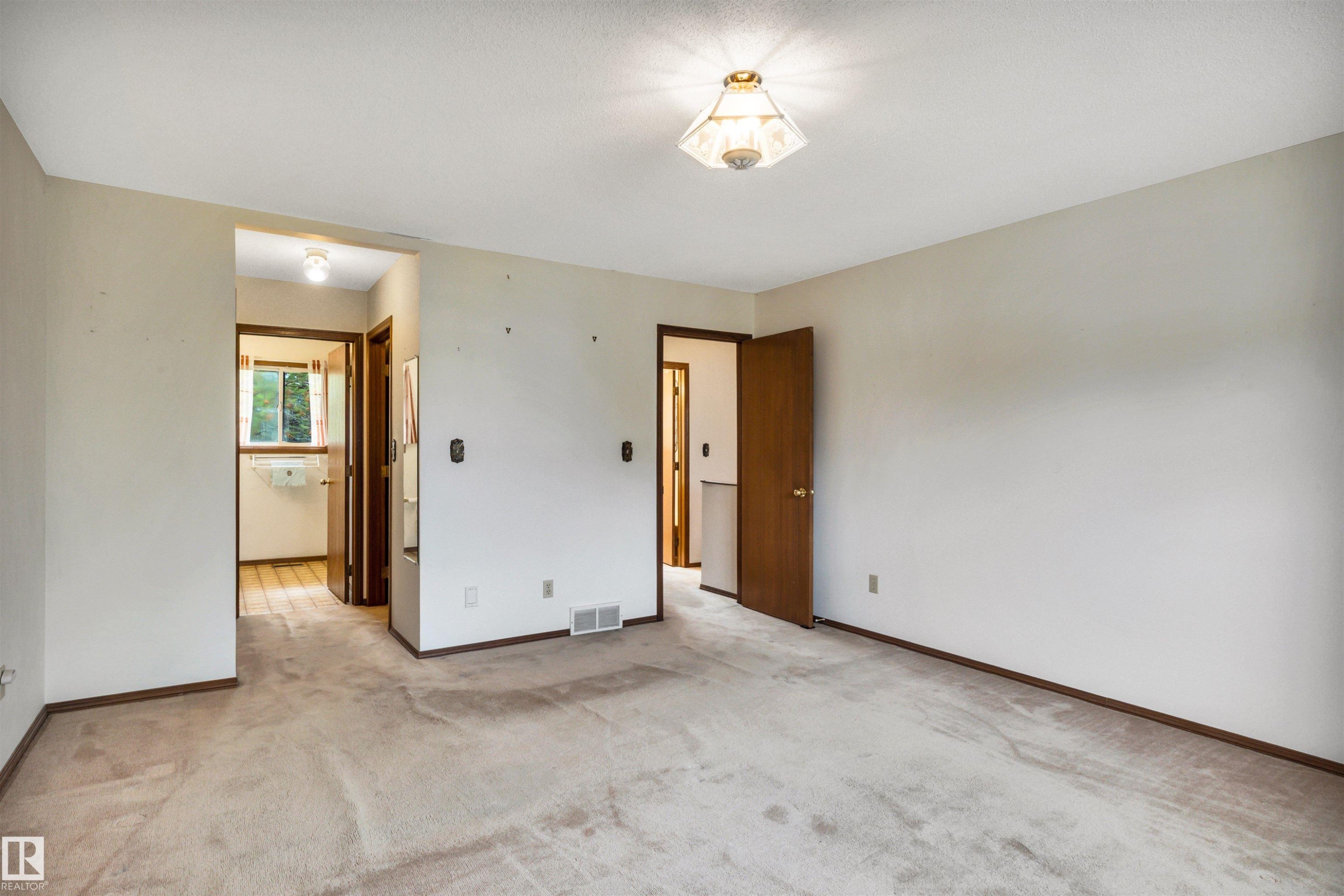 6208 187B Street Nw, Edmonton, AB