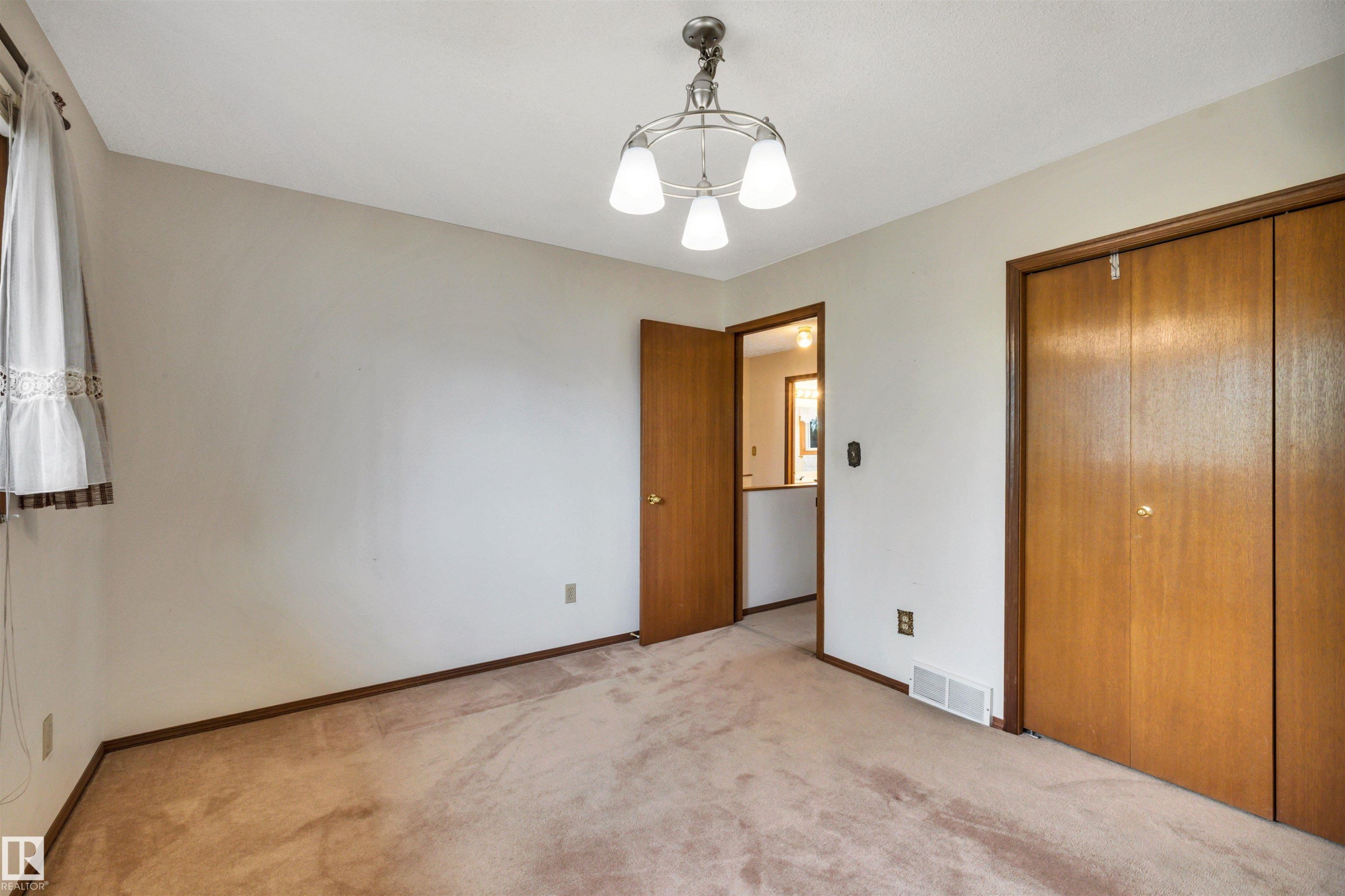 6208 187B Street Nw, Edmonton, AB