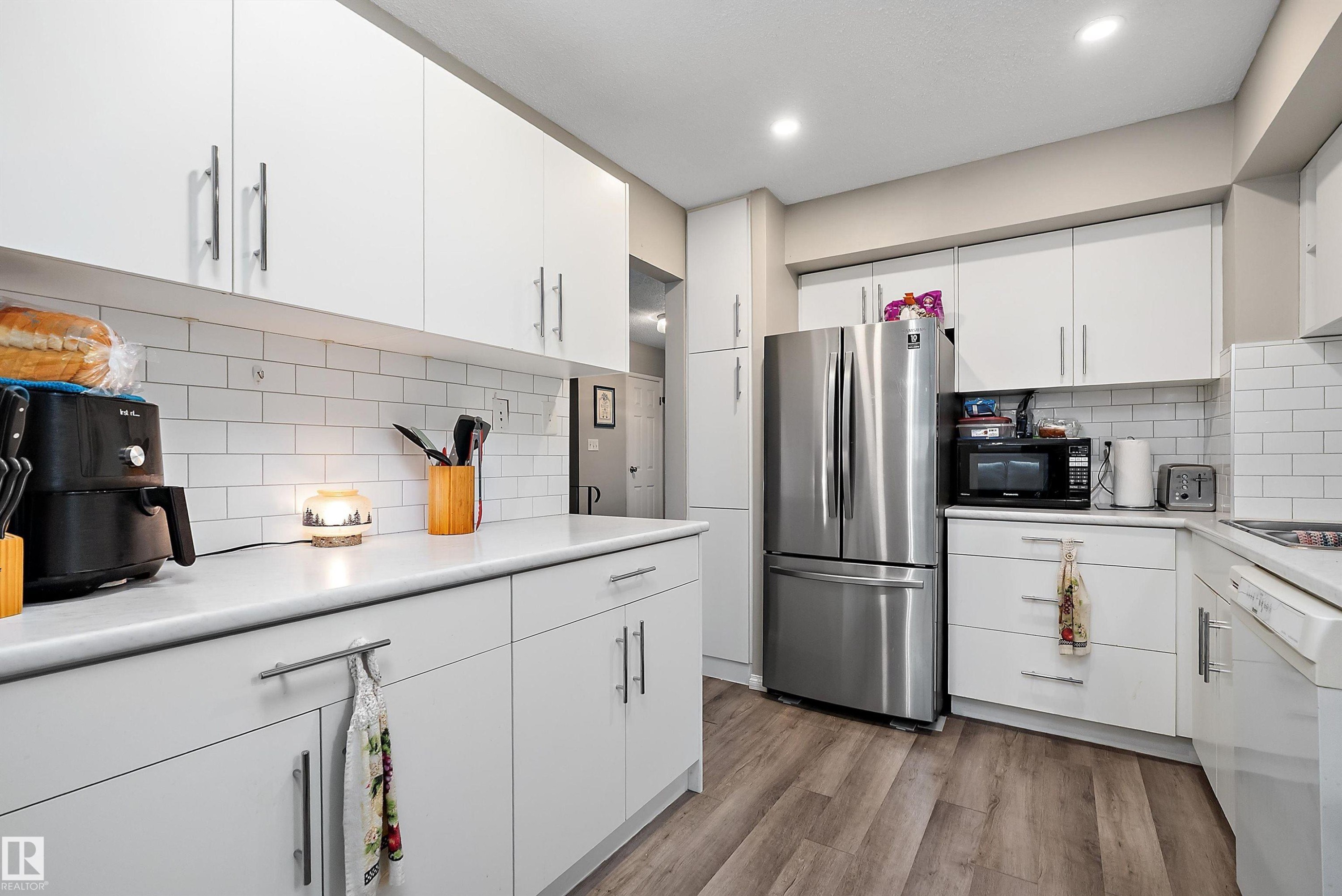 3912 134 Avenue Nw, Edmonton, AB