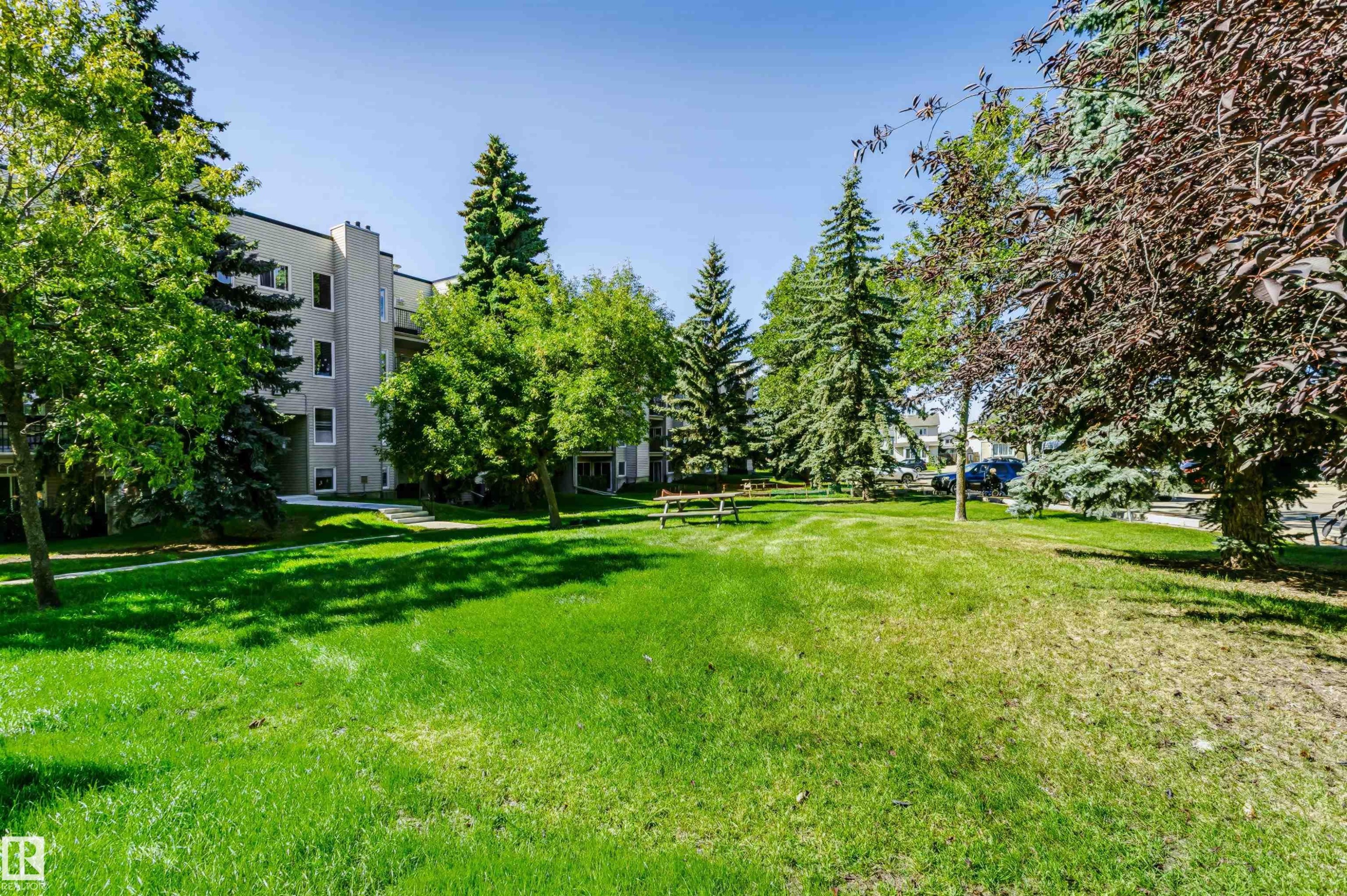 #208 9810 178 St Nw, Edmonton, AB