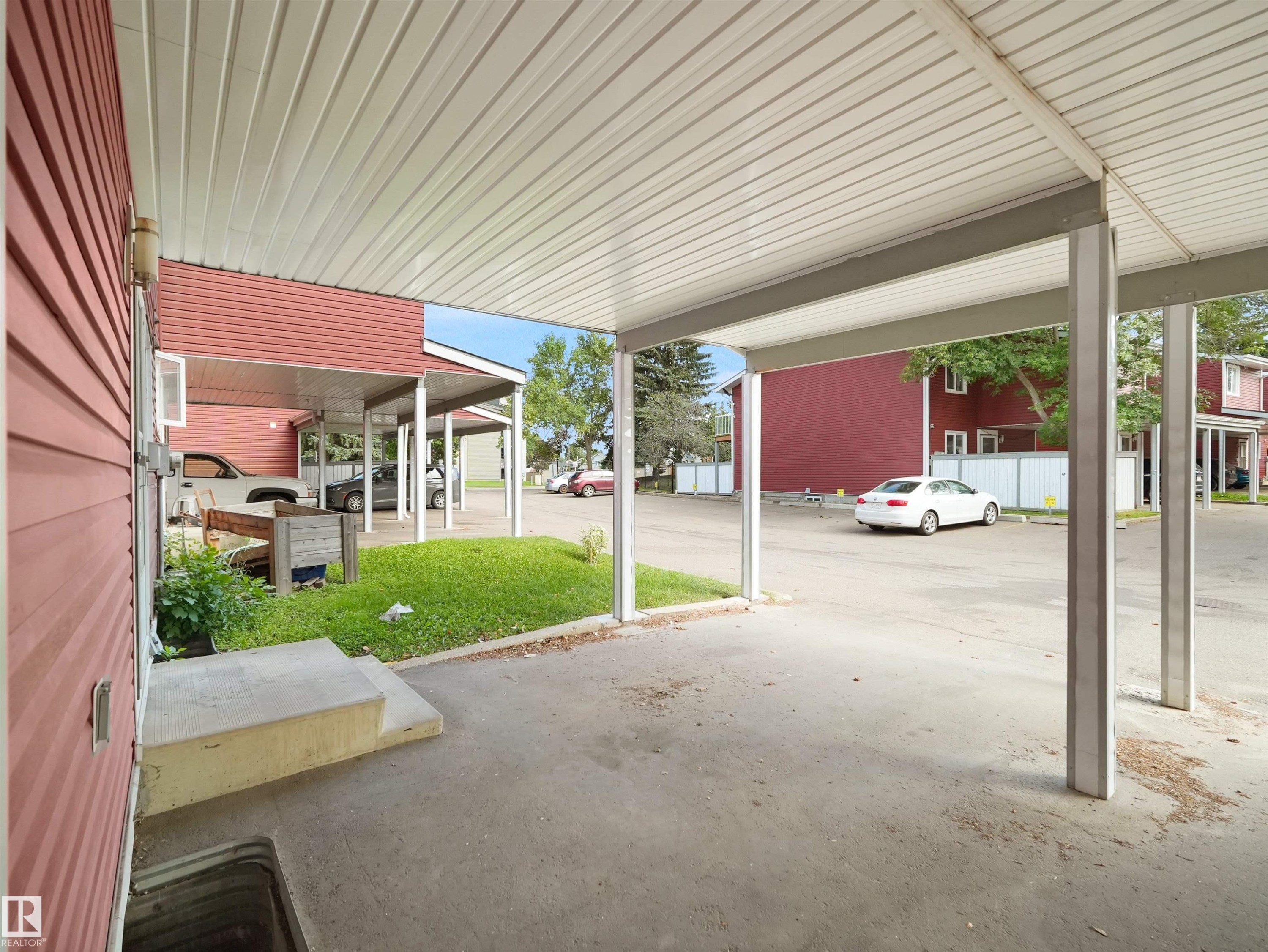 #50 1904 48 St Nw, Edmonton, AB - Outdoor With Exterior