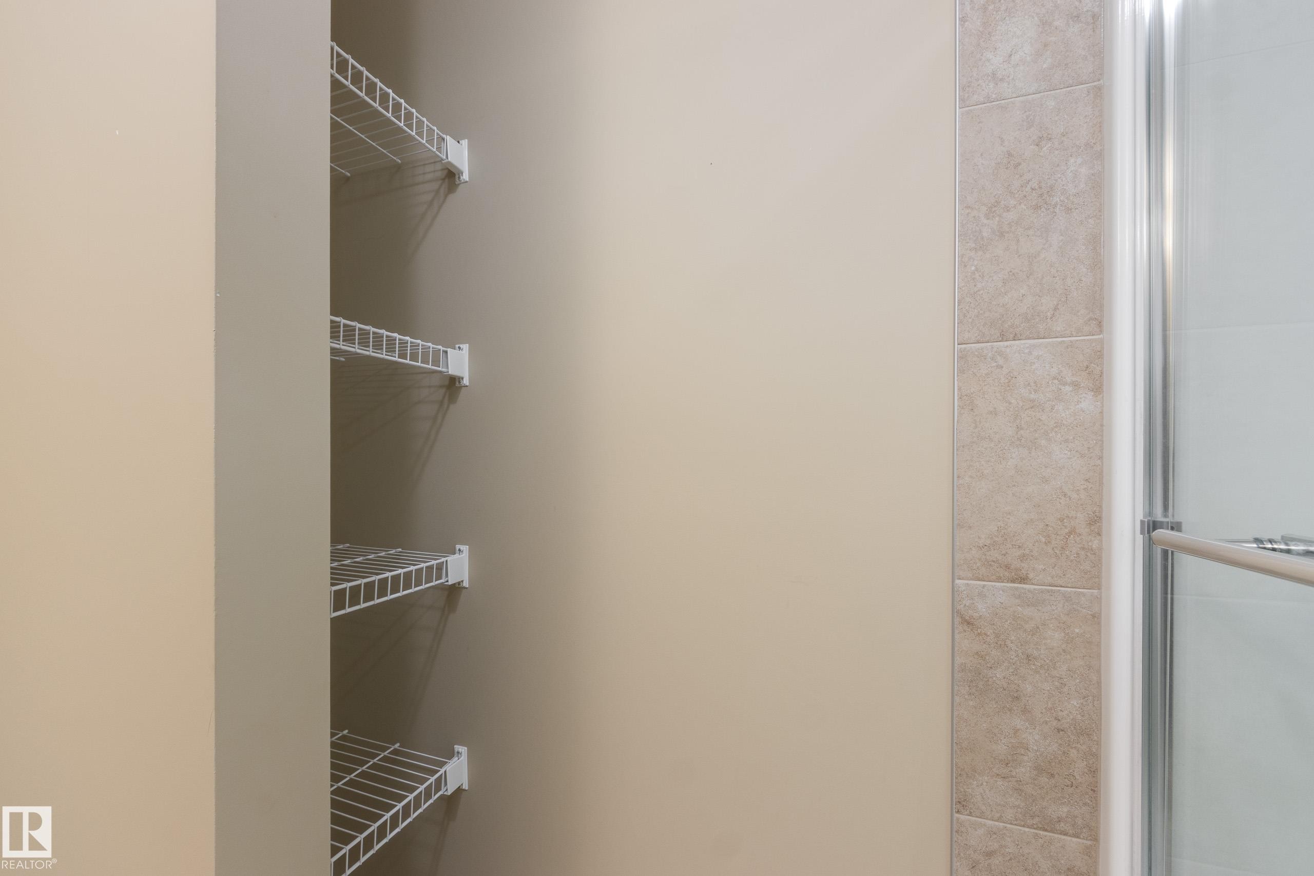#39 804 Welsh Dr Sw, Edmonton, AB - Indoor With Storage