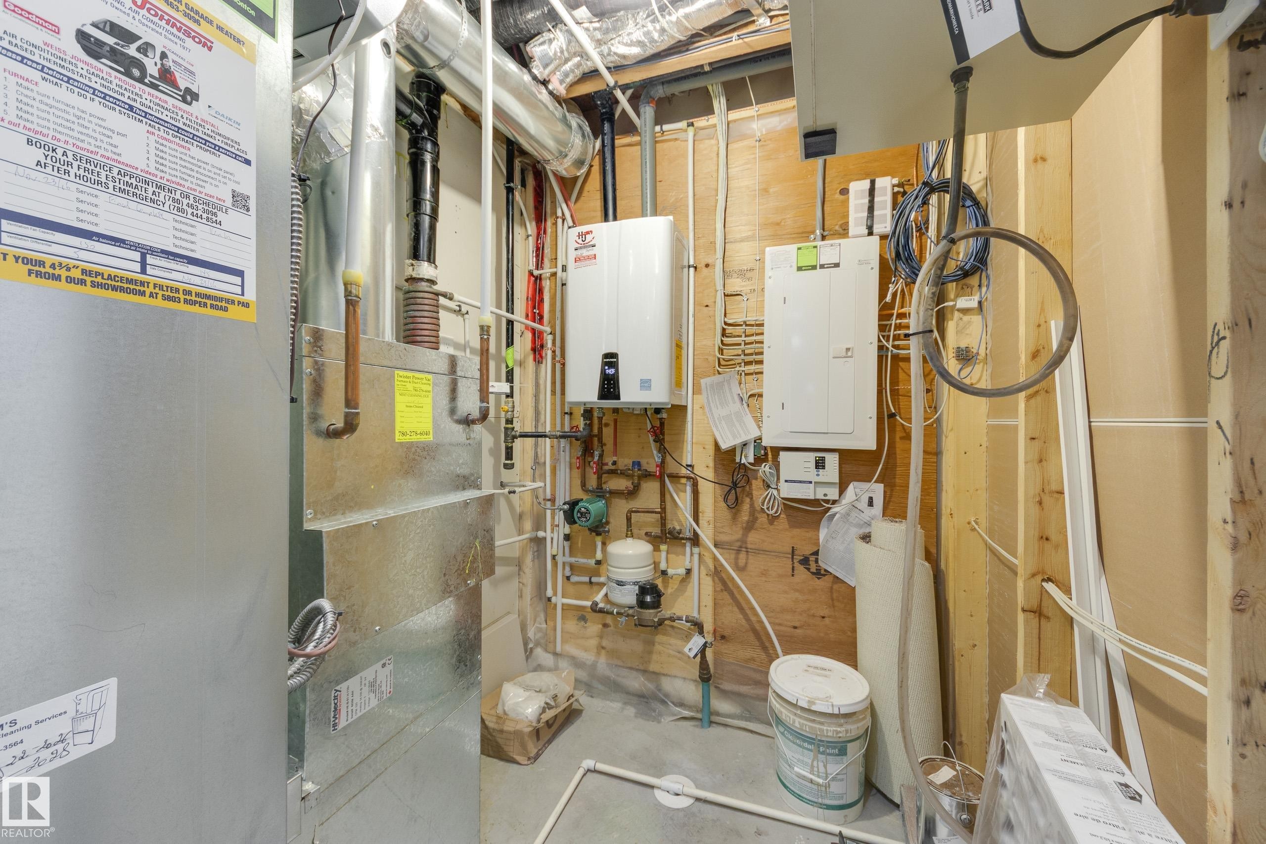 #39 804 Welsh Dr Sw, Edmonton, AB - Indoor Photo Showing Basement