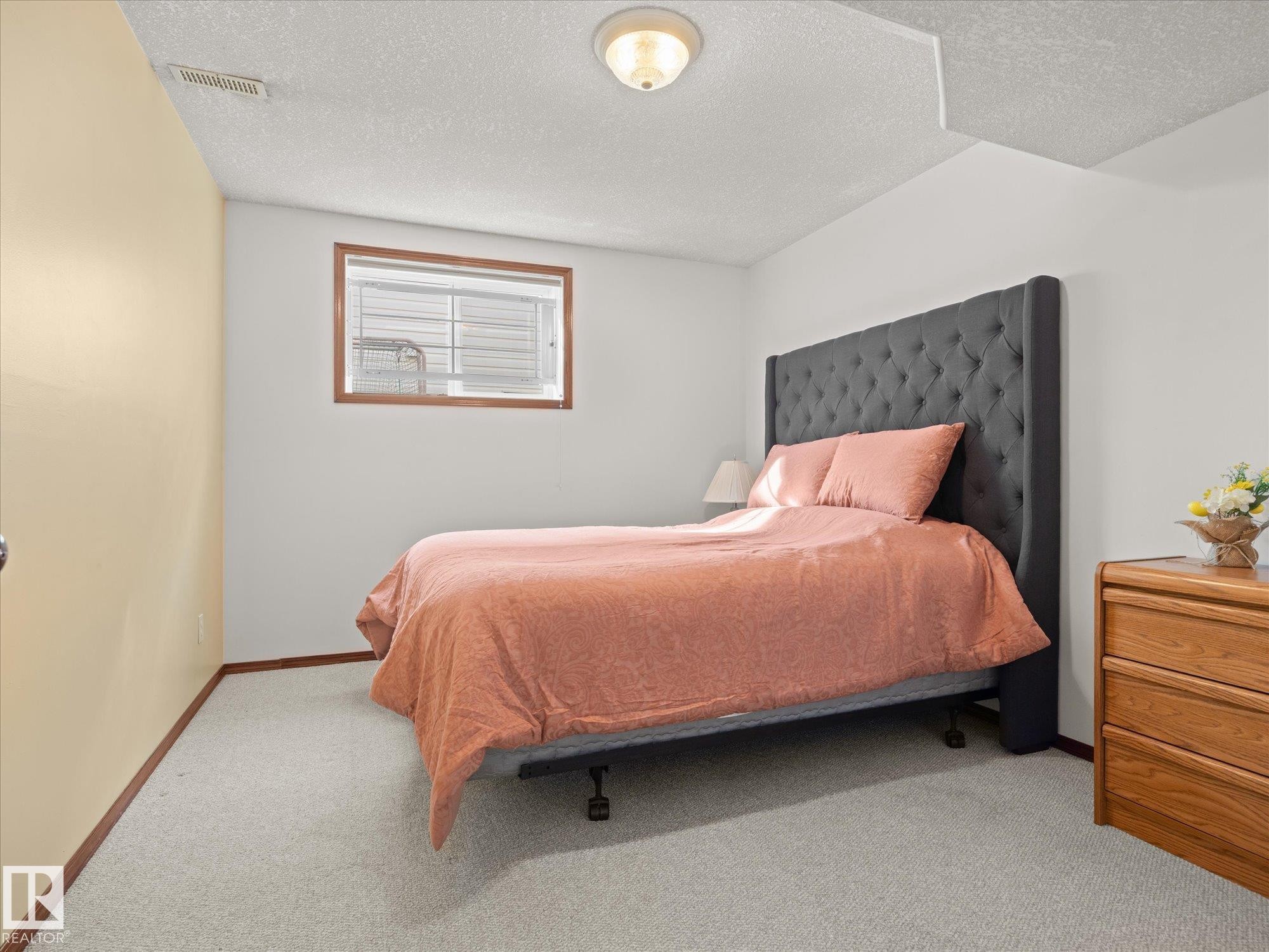 11413 118 Street Nw, Edmonton, AB