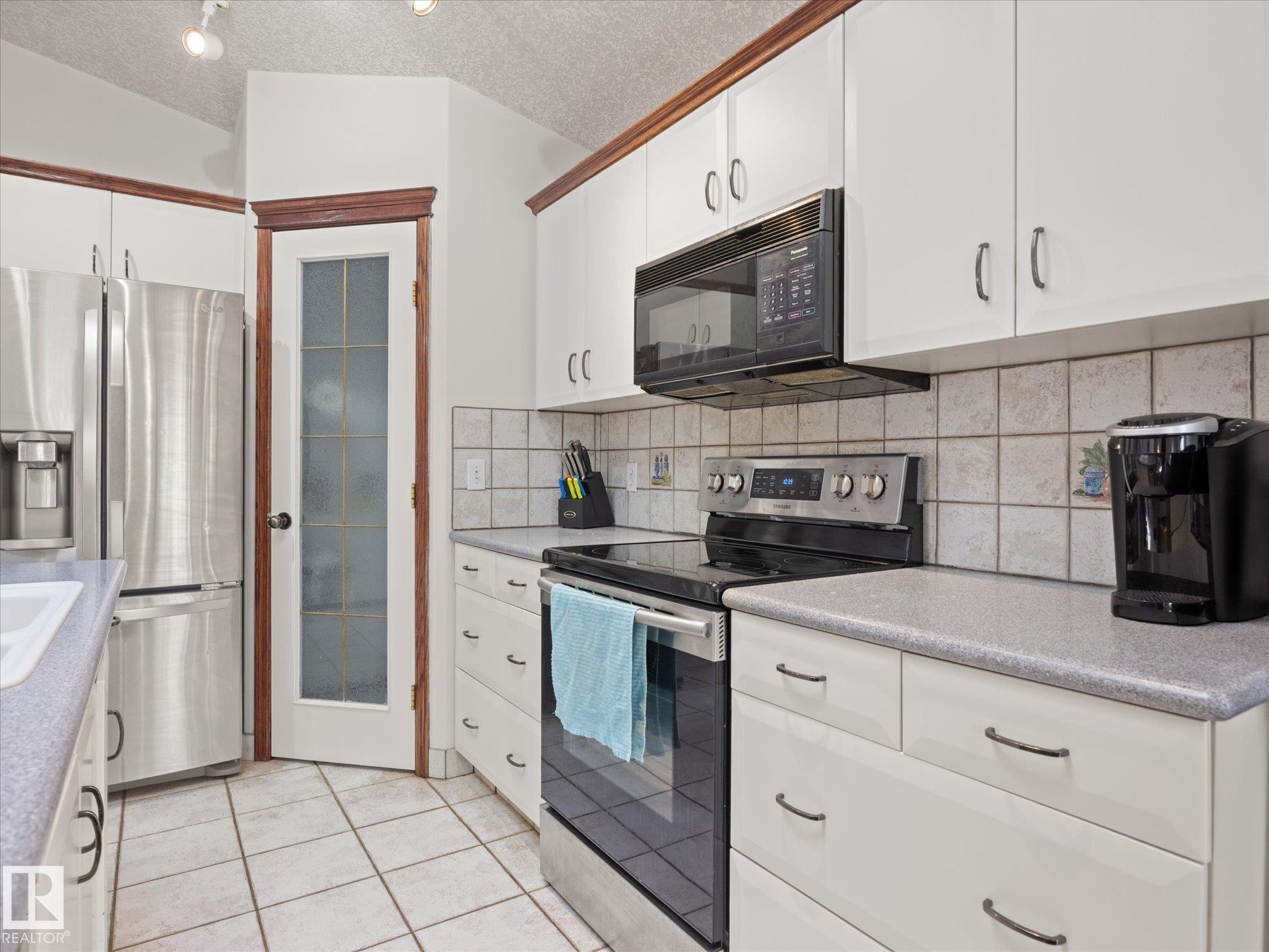11413 118 Street Nw, Edmonton, AB