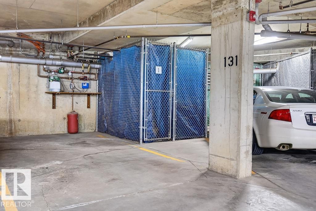 #303 35 Sturgeon Rd, St. Albert, AB - Indoor Photo Showing Garage