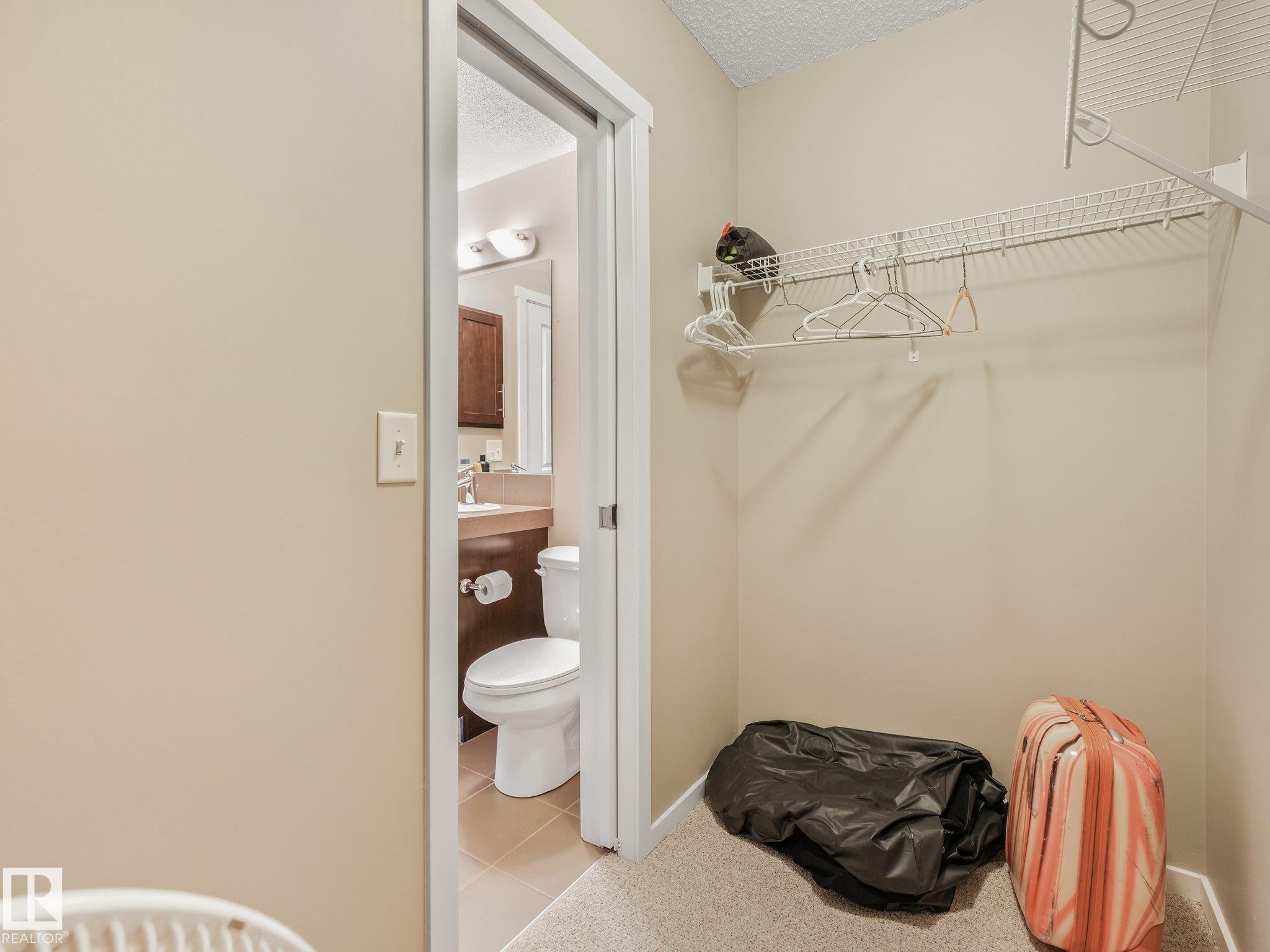 #55 603 Watt Bv Sw, Edmonton, AB - Indoor Photo Showing Bathroom