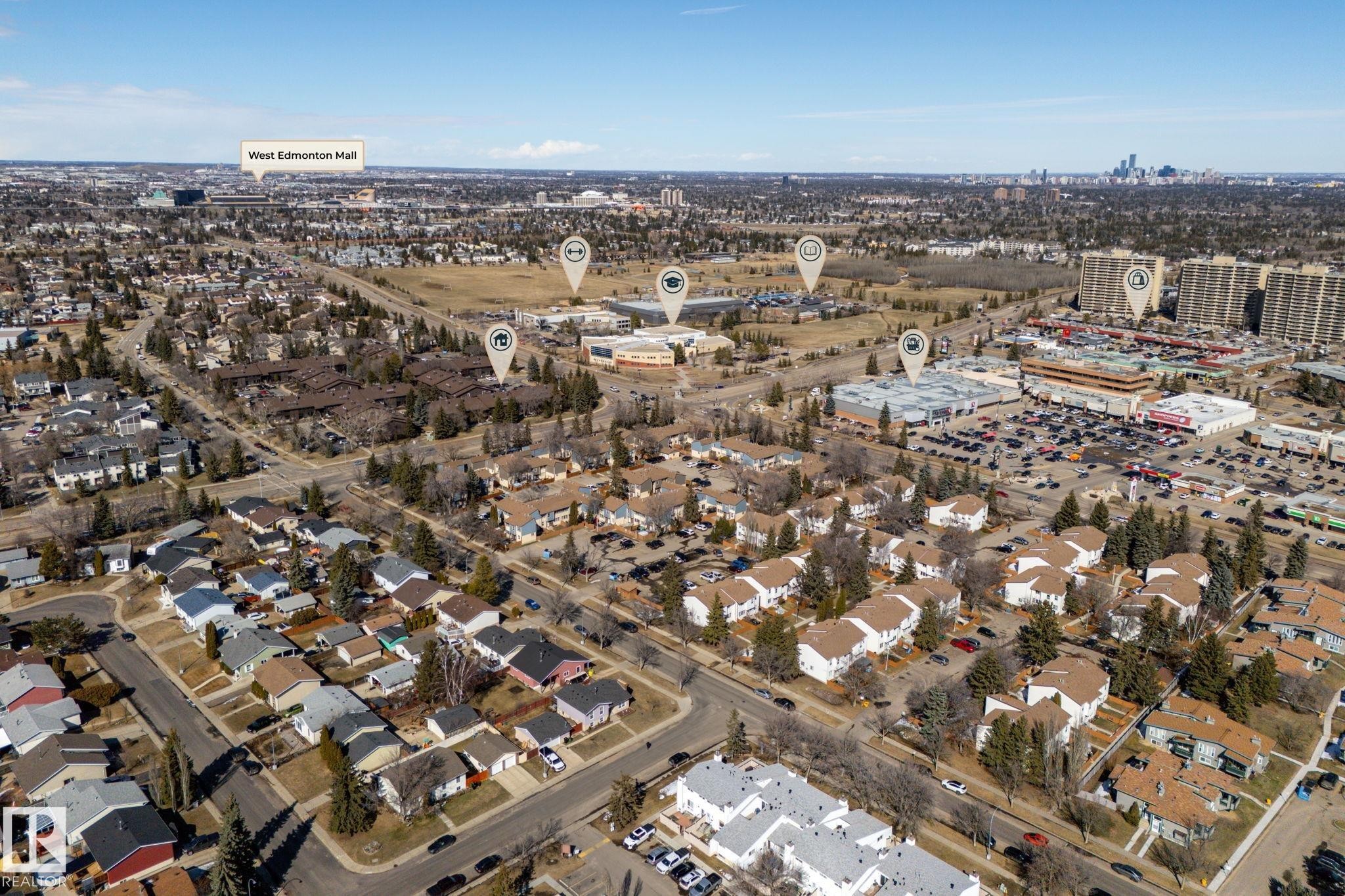 164 Surrey Gardens Nw, Edmonton, AB - Outdoor With View