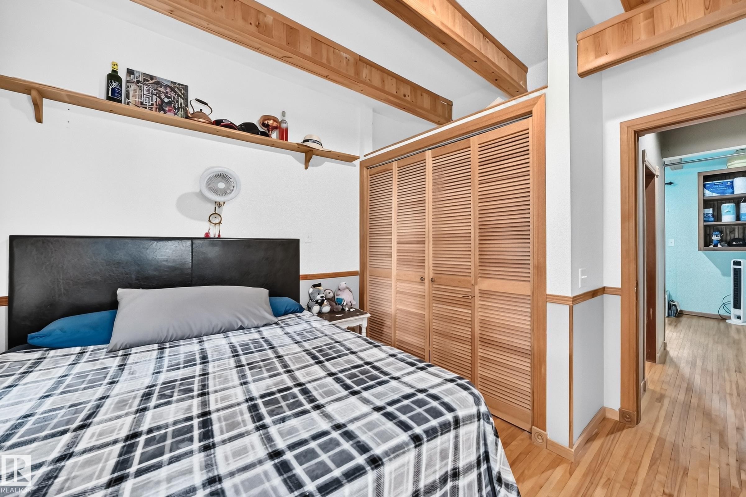 11419 126 Street Nw, Edmonton, AB - Indoor Photo Showing Bedroom