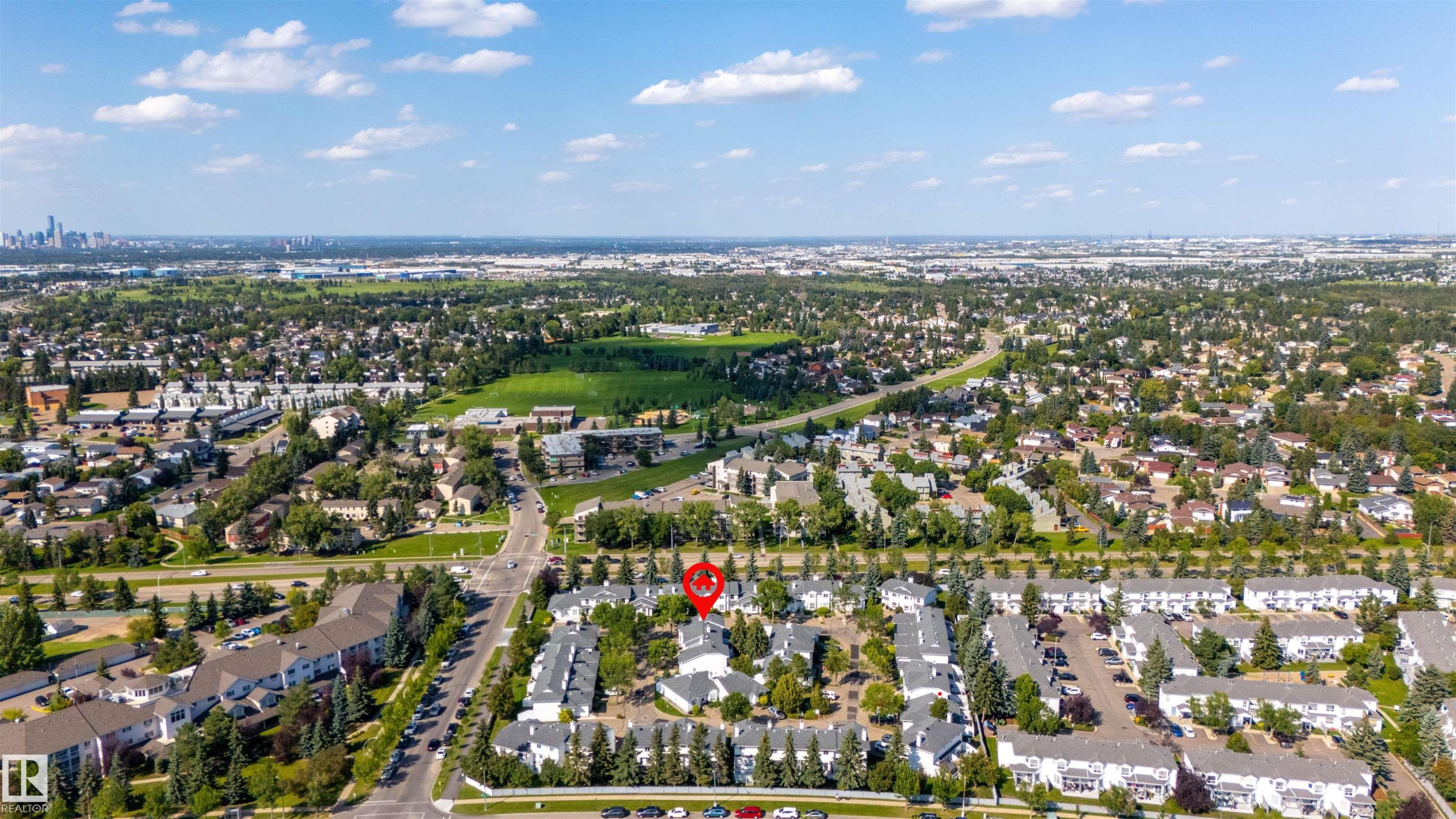 #1 3311 58 St Nw, Edmonton, AB - Outdoor With View