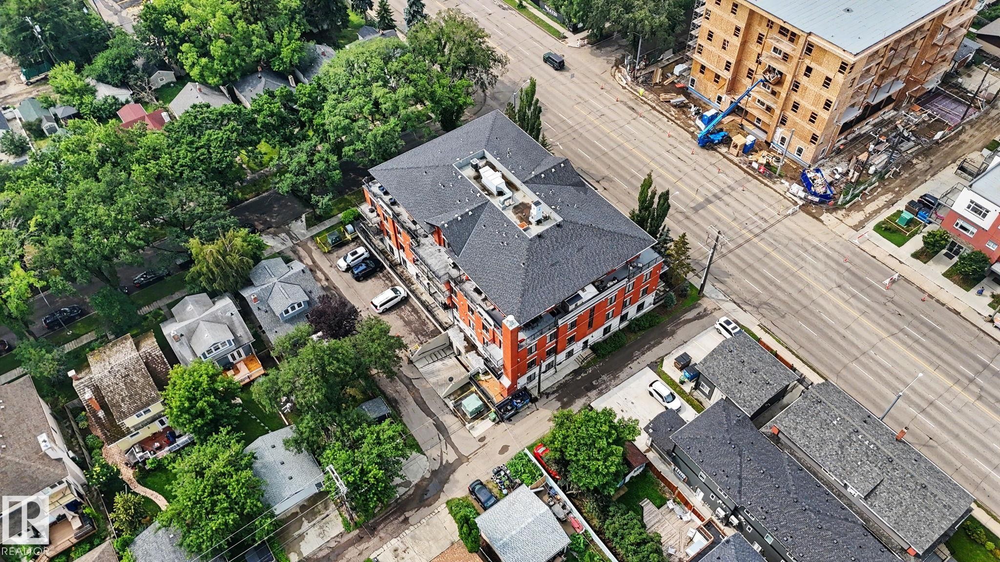 #307 7907 109 St Nw, Edmonton, AB - Outdoor