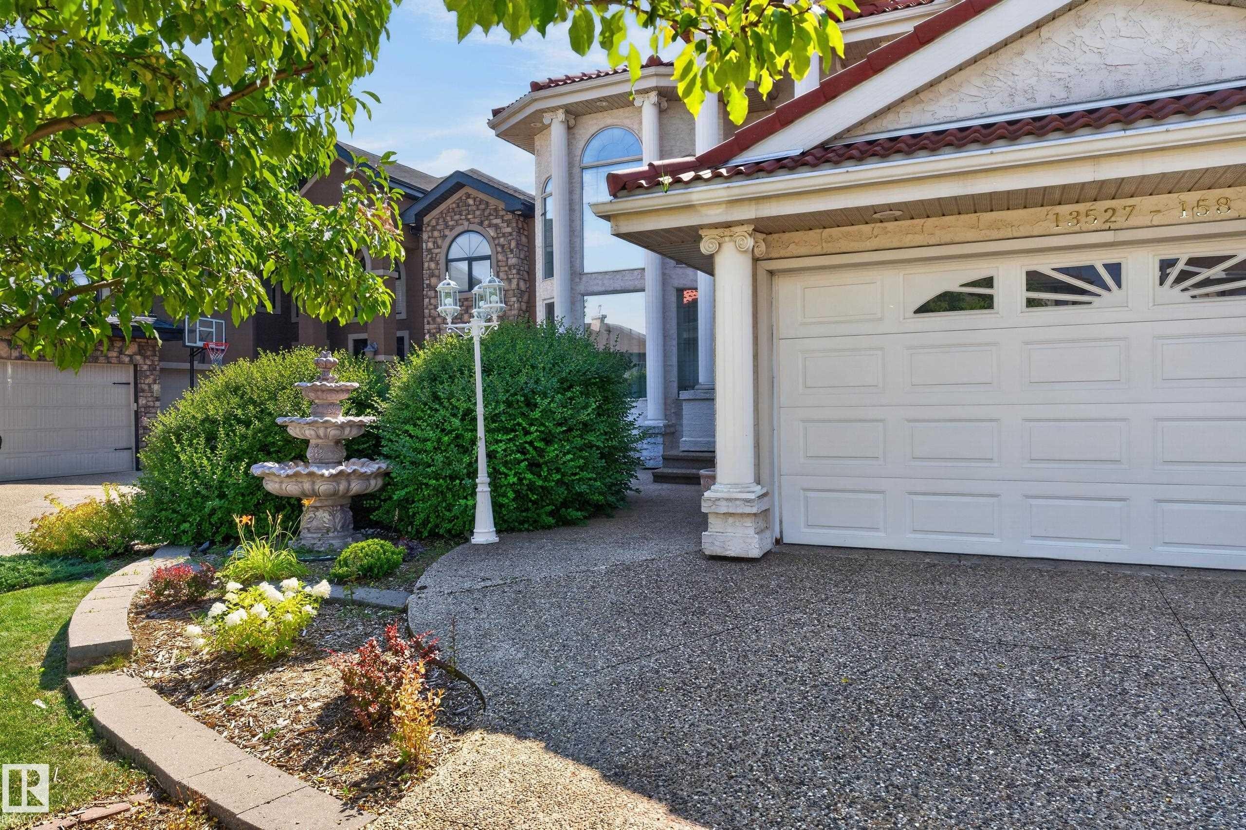 13527 158 Avenue Nw, Edmonton, AB - Outdoor