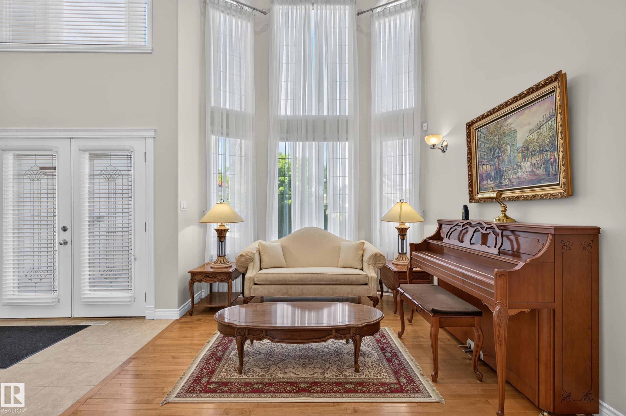 13527 158 Avenue Nw, Edmonton, AB - Indoor