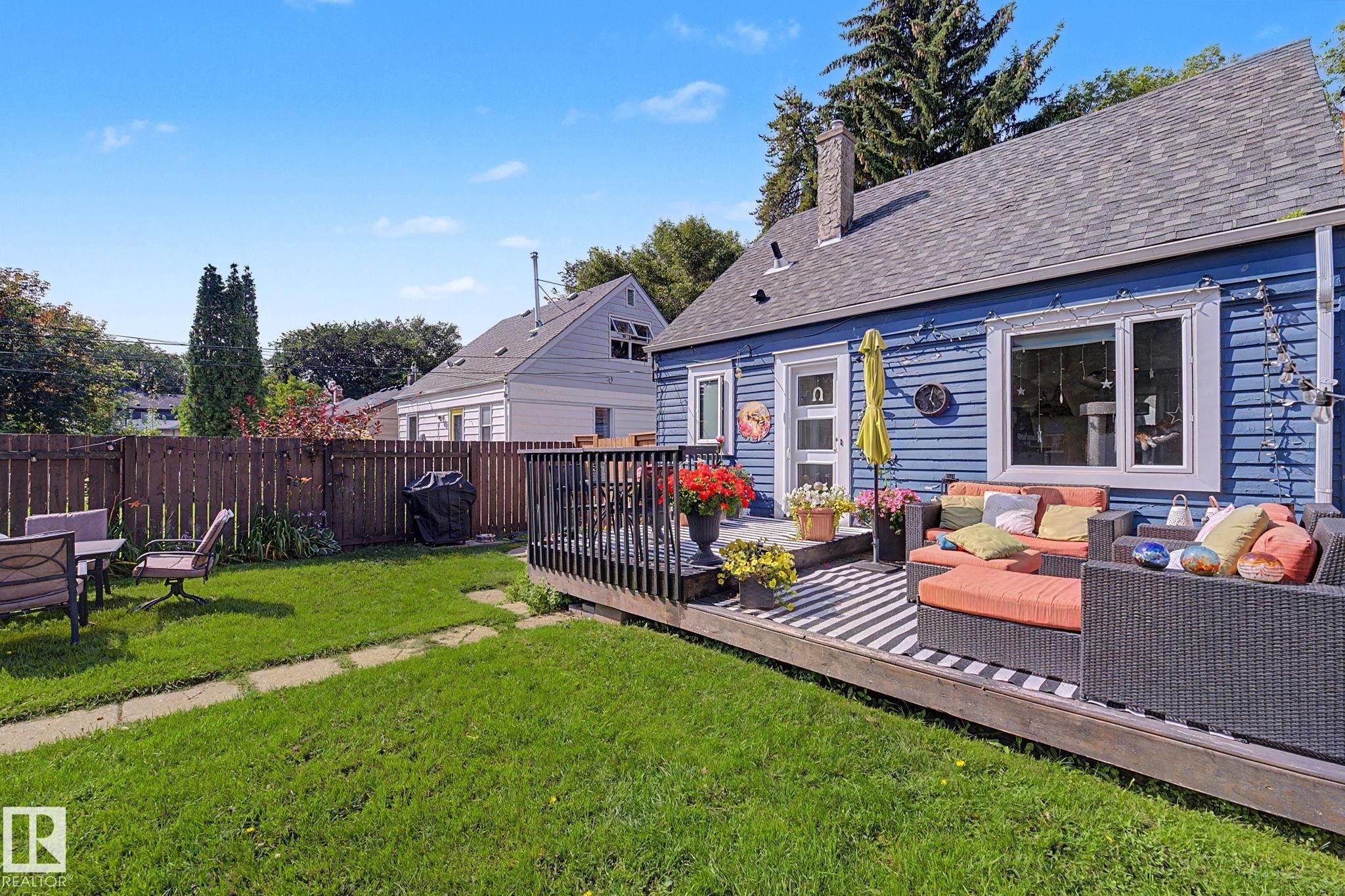 12131 126 Street Nw, Edmonton, AB - Outdoor With Deck Patio Veranda