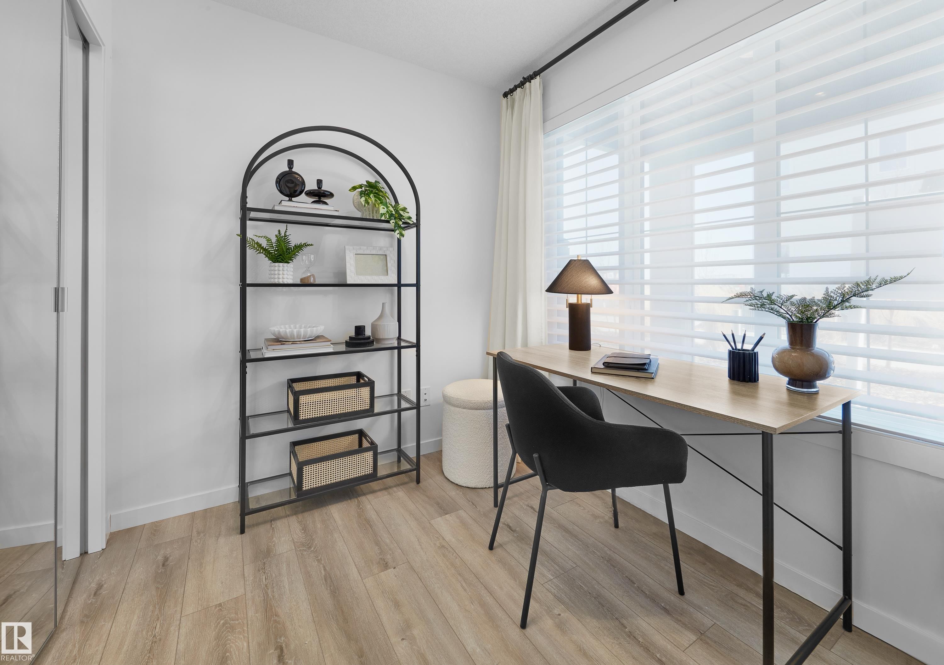 2024 Glastonbury Boulevard Nw, Edmonton, AB - Indoor