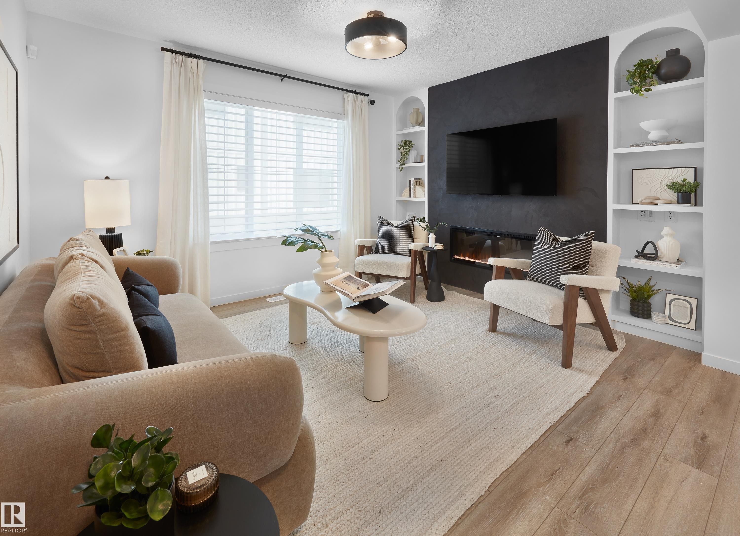 2024 Glastonbury Boulevard Nw, Edmonton, AB - Indoor Photo Showing Living Room