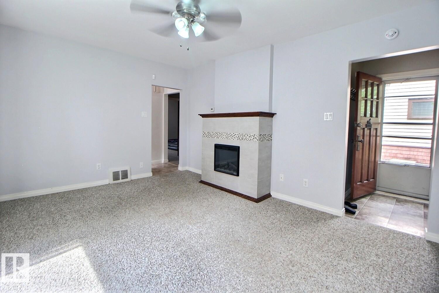 11626 87 Street Nw, Edmonton, AB - Indoor With Fireplace