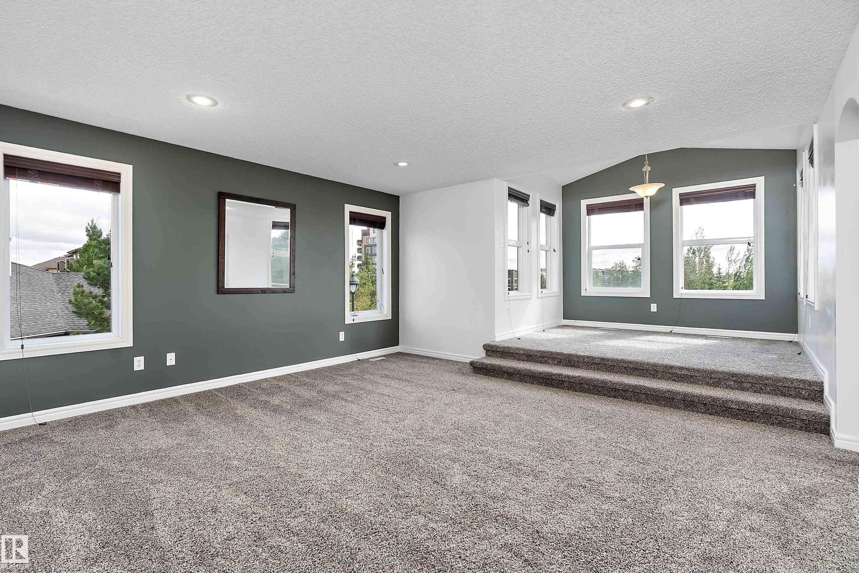 1103 115 Street Sw, Edmonton, AB - Indoor Photo Showing Other Room