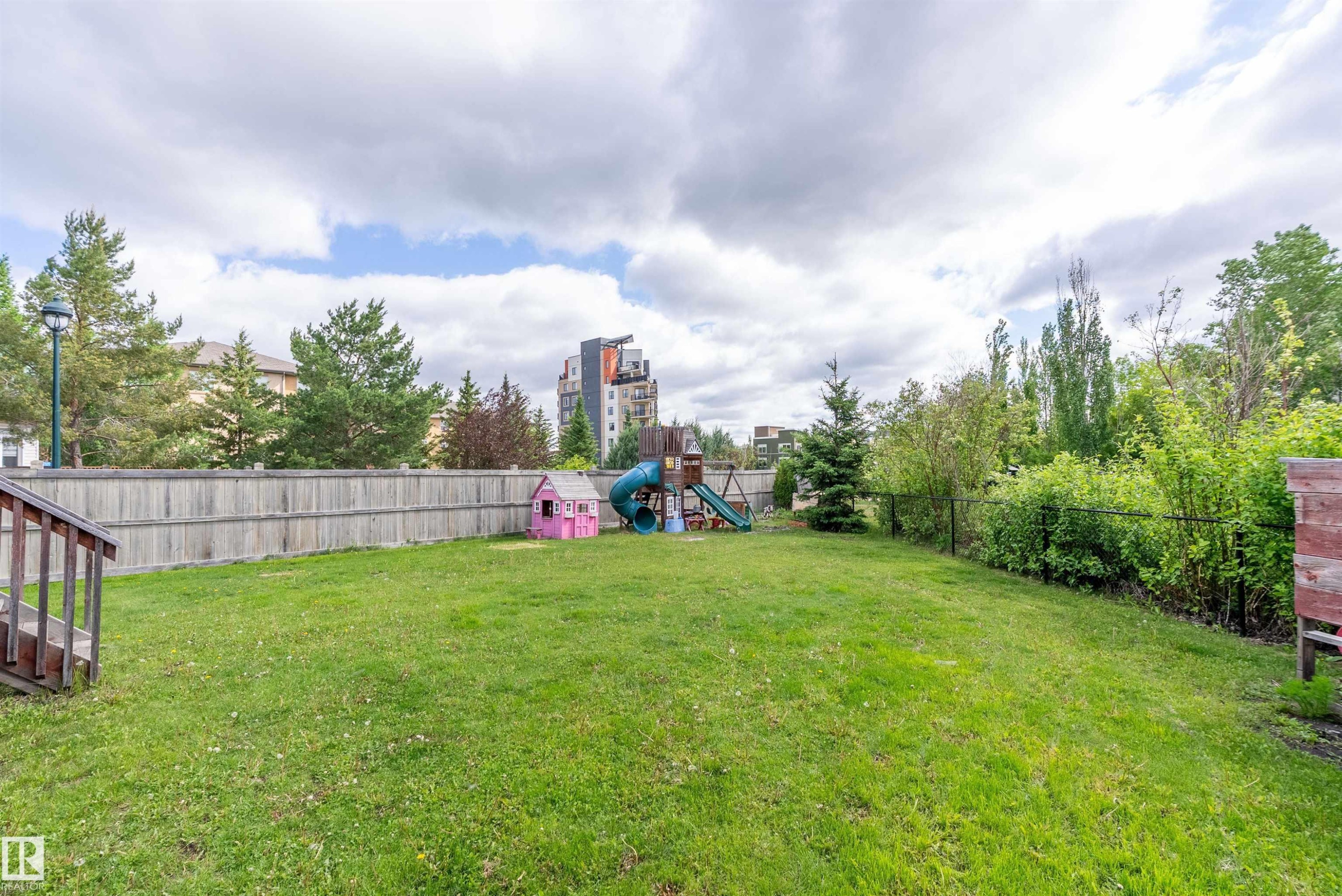 1103 115 Street Sw, Edmonton, AB - Outdoor