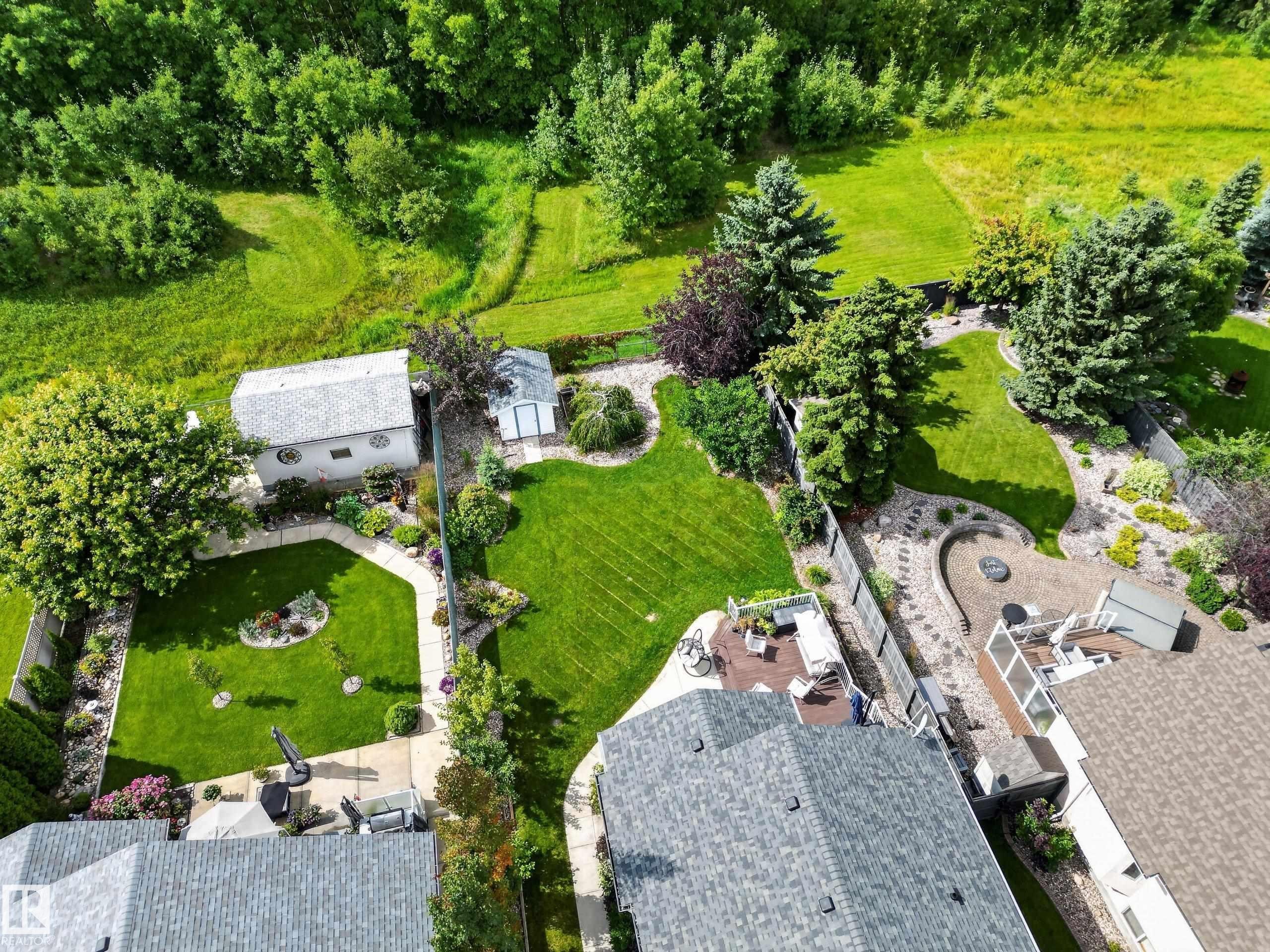 29 Second Avenue, Ardrossan, AB - Outdoor