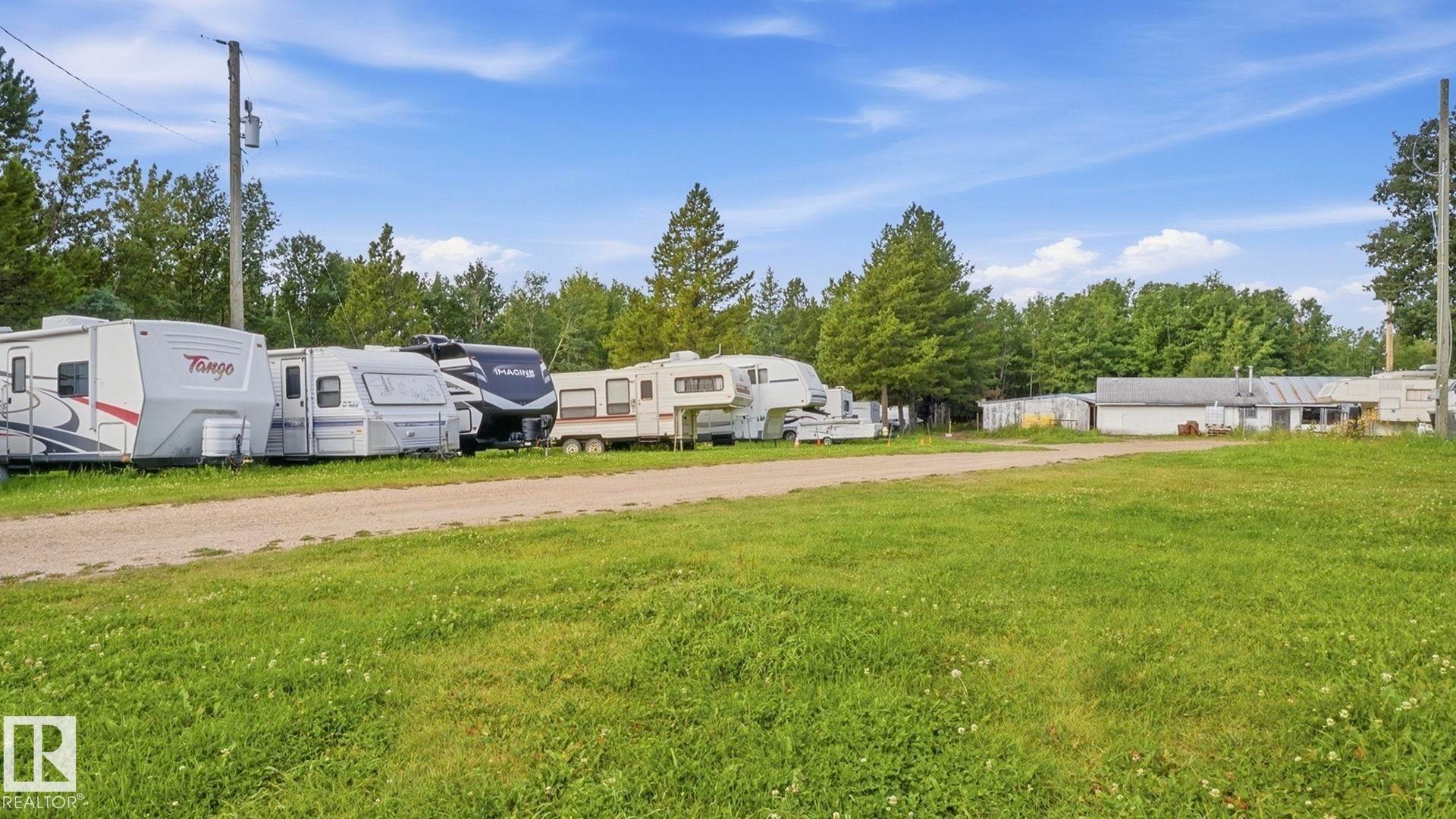Additional content - 52012 Hwy 21, Rural Strathcona County, AB - Outdoor