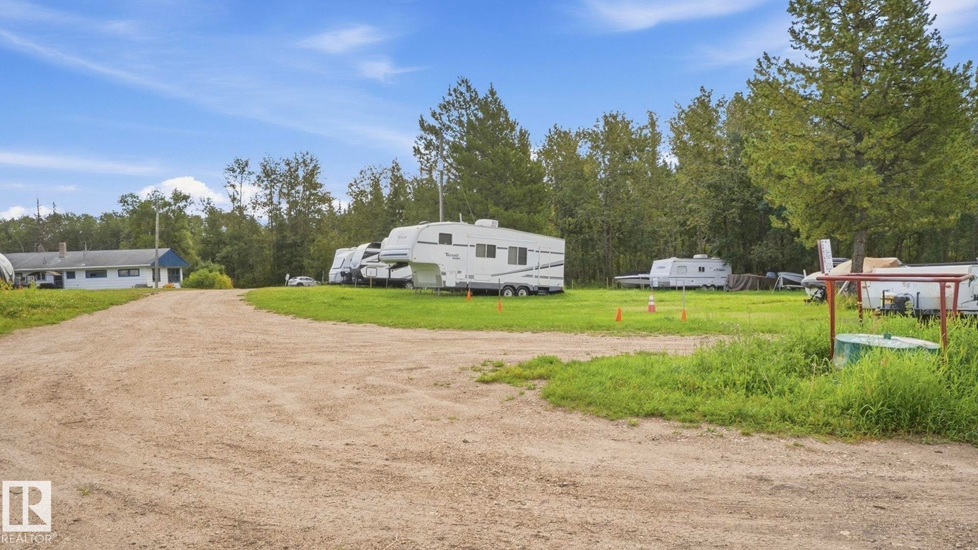 Additional content - 52012 Hwy 21, Rural Strathcona County, AB - Outdoor
