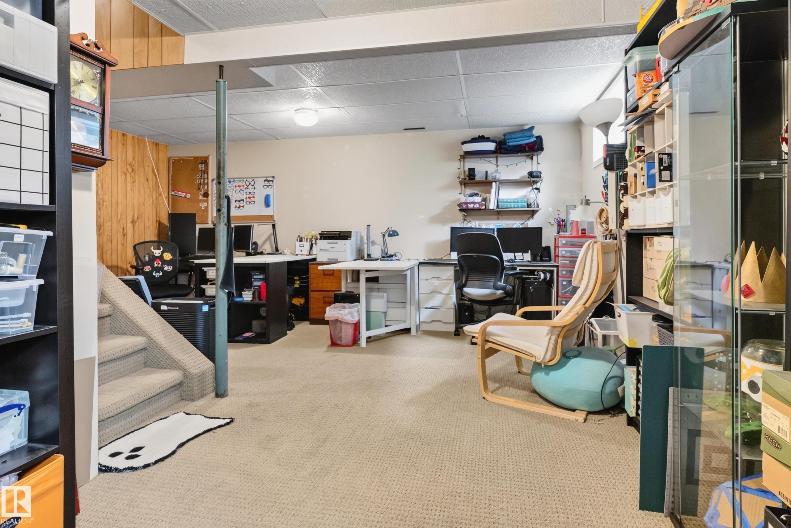 423 Kirkpatrick Crescent Nw, Edmonton, AB - Indoor