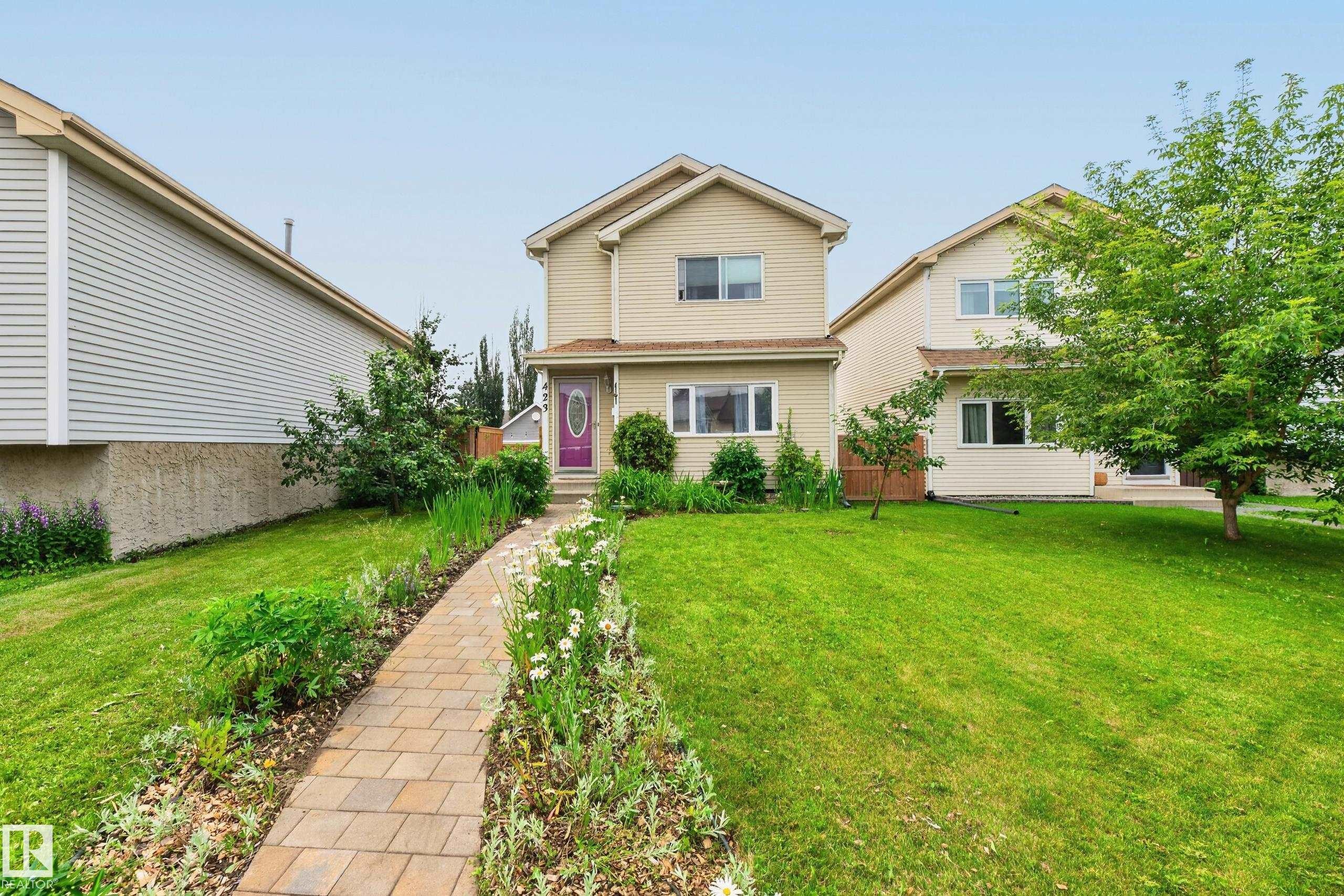 423 Kirkpatrick Crescent Nw, Edmonton, AB - Outdoor