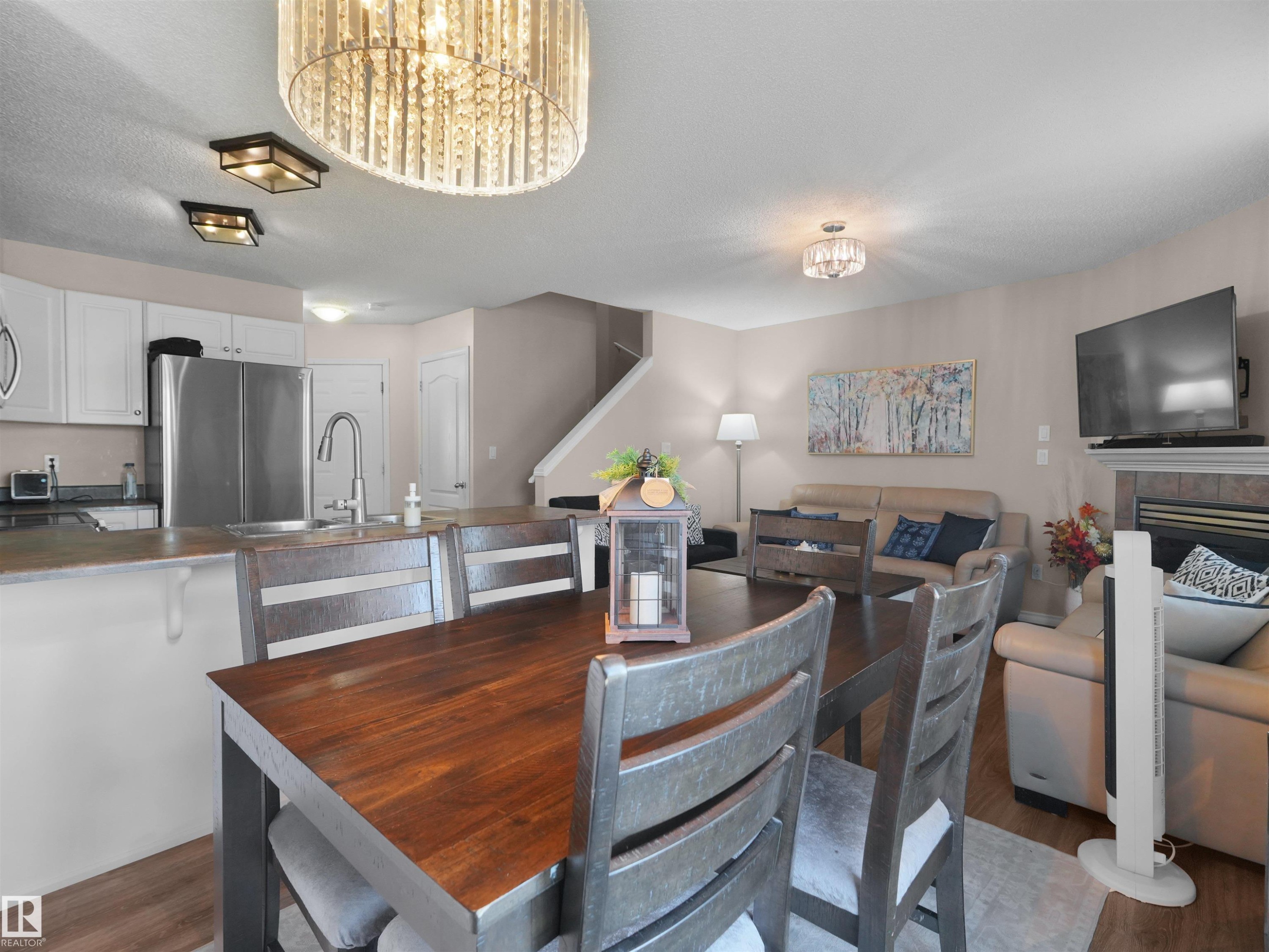 #90 5001 62 St, Beaumont, AB - Indoor