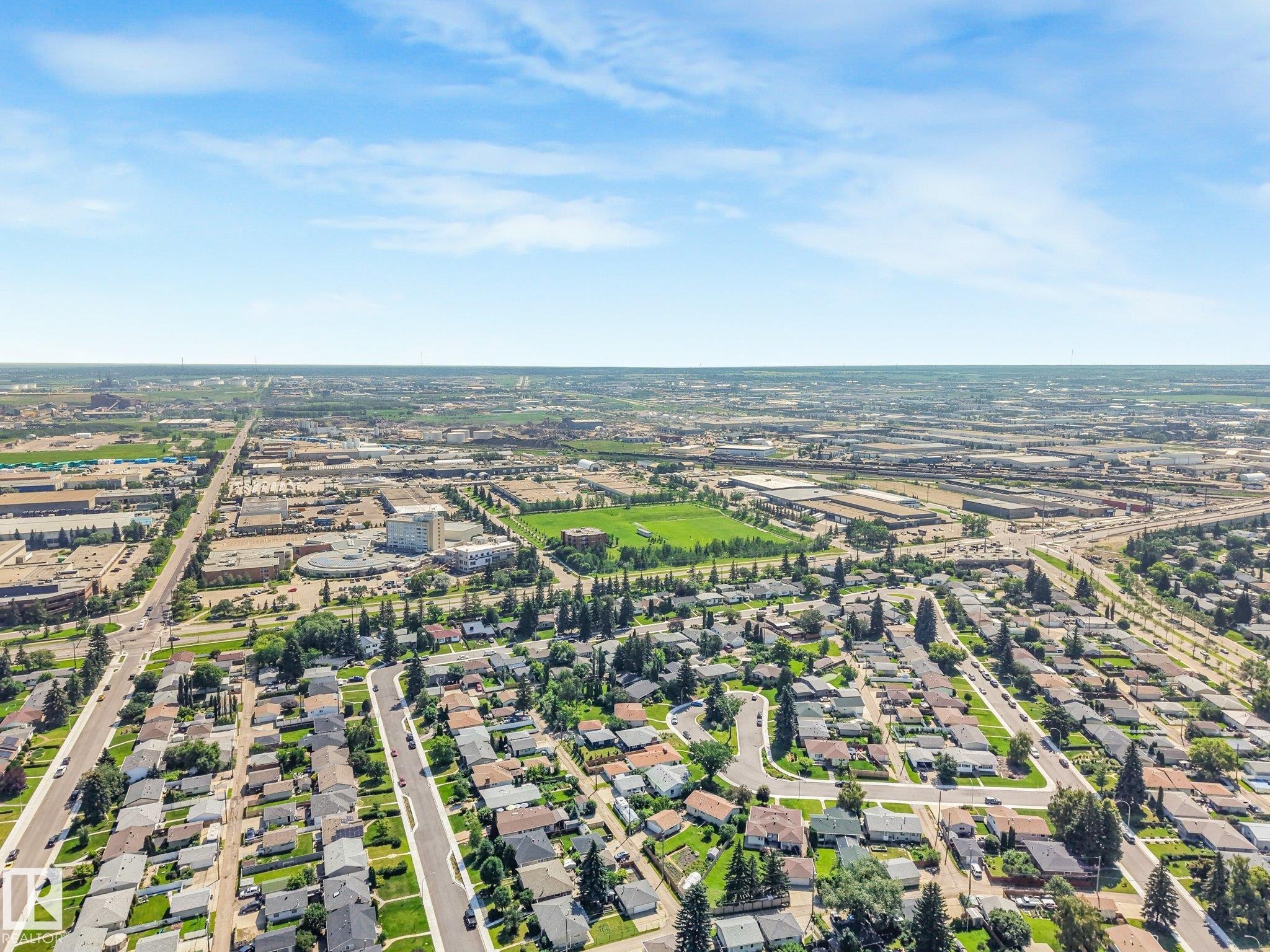5914 91 Avenue Nw, Edmonton, AB - Outdoor With View