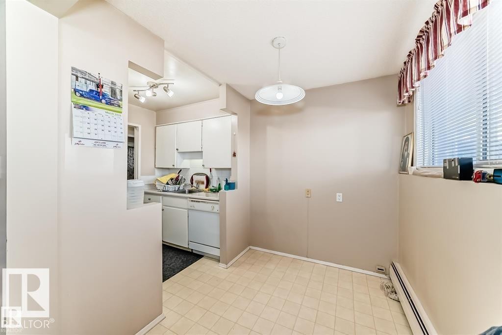#104 11455 41 Av Nw, Edmonton, AB - Indoor
