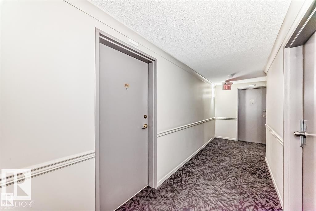 #104 11455 41 Av Nw, Edmonton, AB - Indoor Photo Showing Other Room