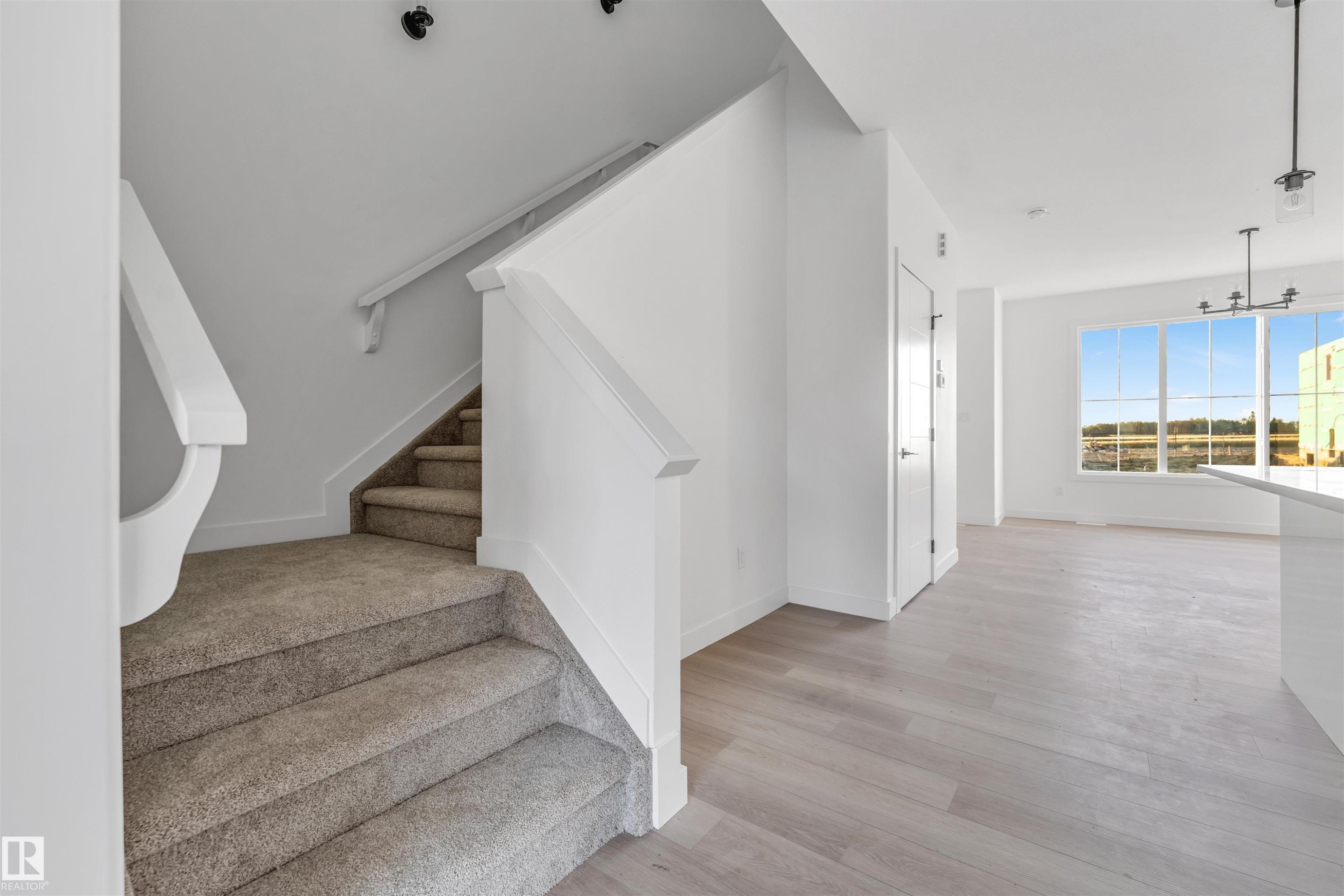 536 Ashgrove Circle, Leduc, AB - Indoor Photo Showing Other Room